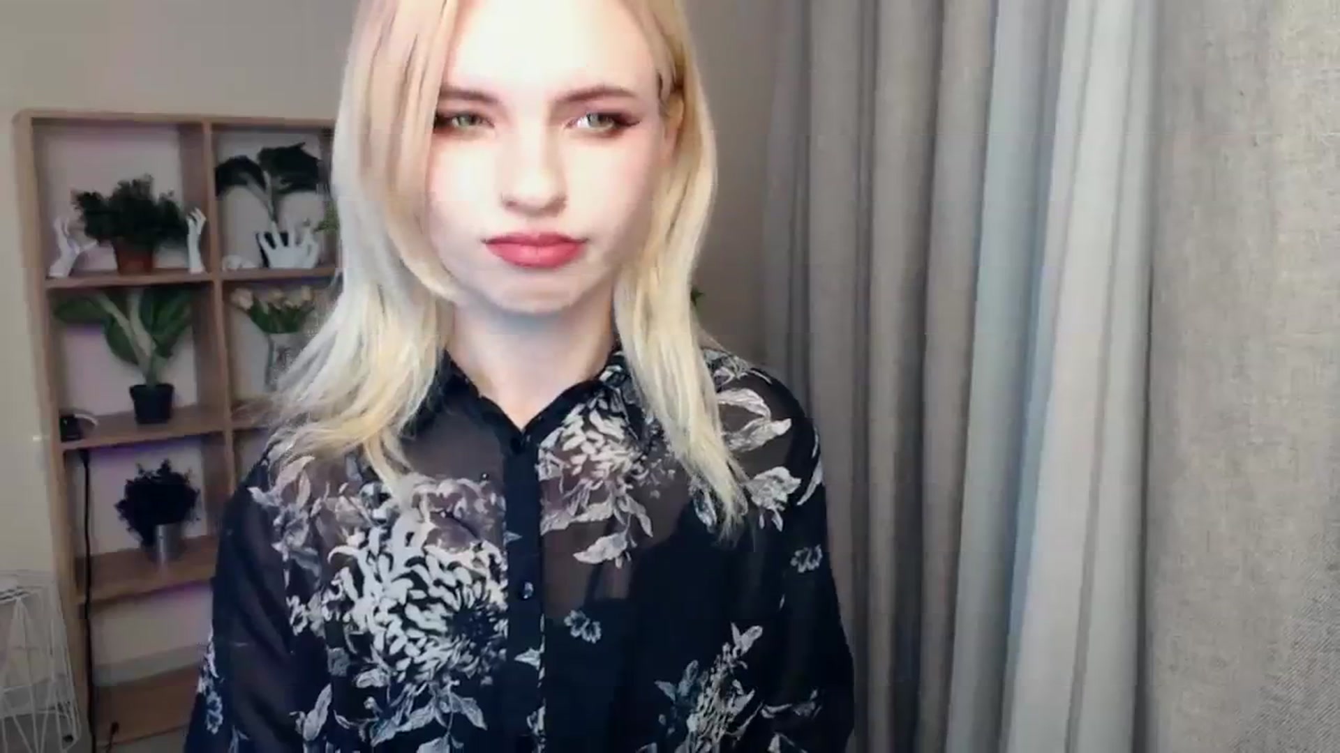 Gallery image thumbnail from Erineys's myfreecams stream on, 02/04/2024, 16:01 image 9 of 20