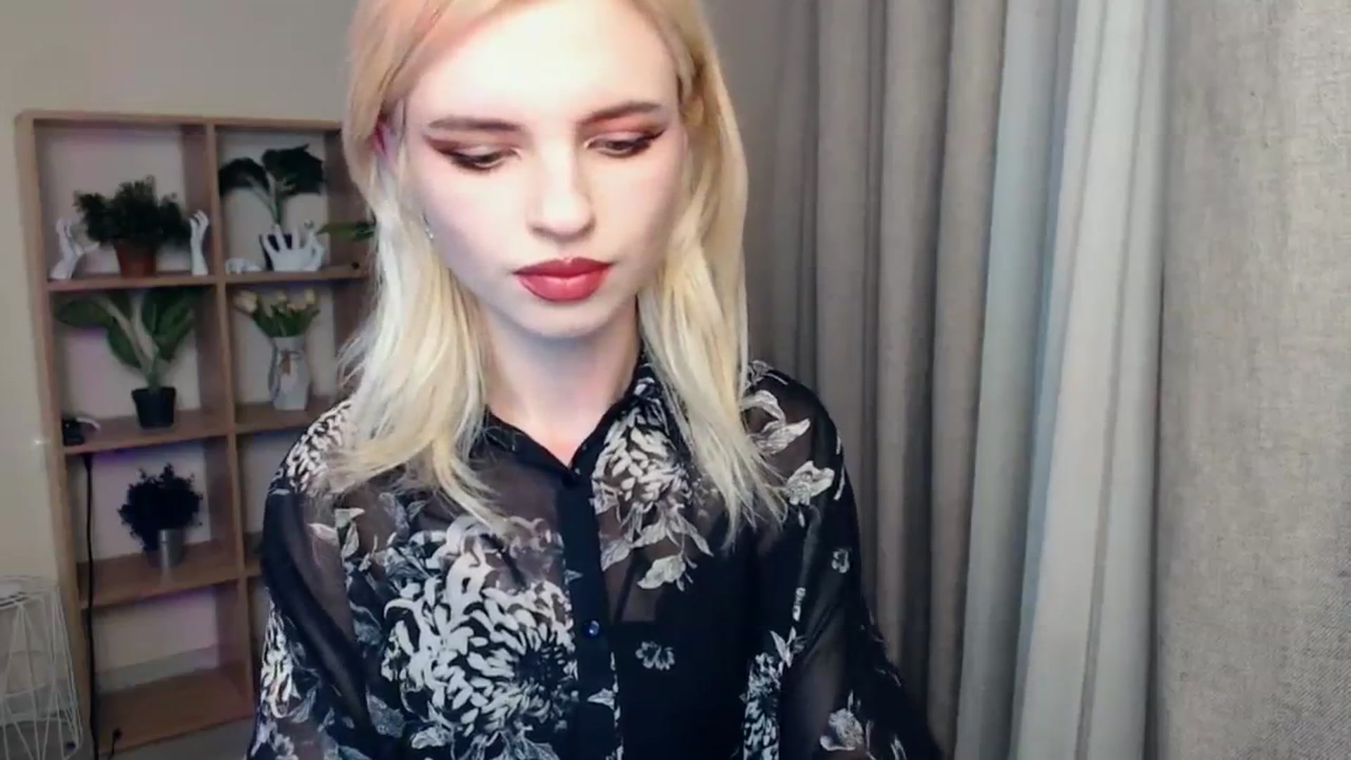 Gallery image thumbnail from Erineys's myfreecams stream on, 02/04/2024, 16:01 image 19 of 20