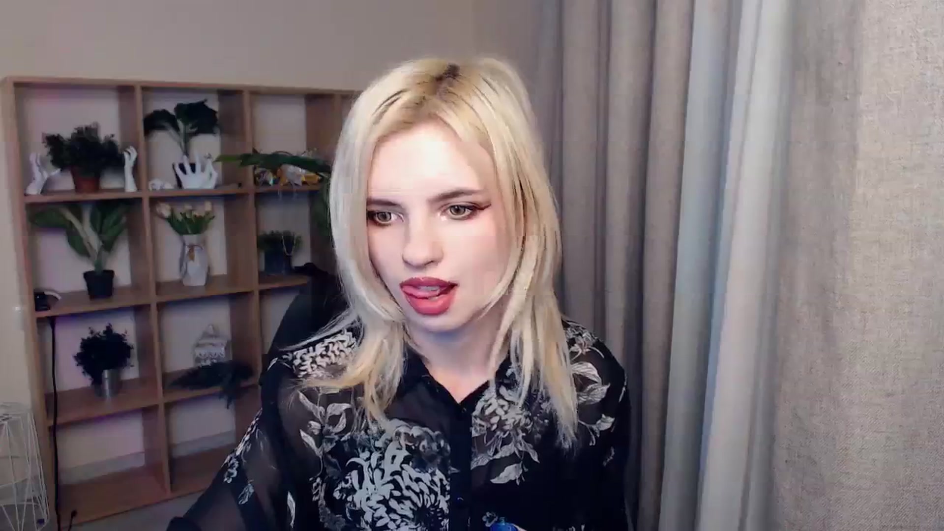 Gallery image thumbnail from Erineys's myfreecams stream on, 02/04/2024, 16:55 image 6 of 20