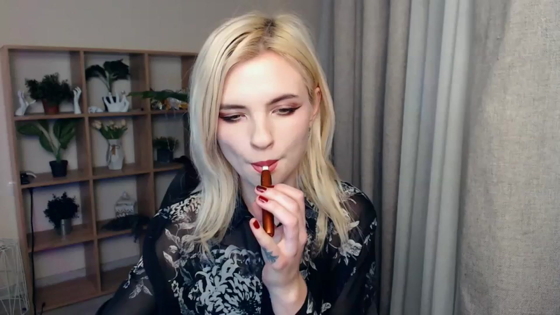 Gallery image thumbnail from Erineys's myfreecams stream on, 02/04/2024, 16:55 image 12 of 20