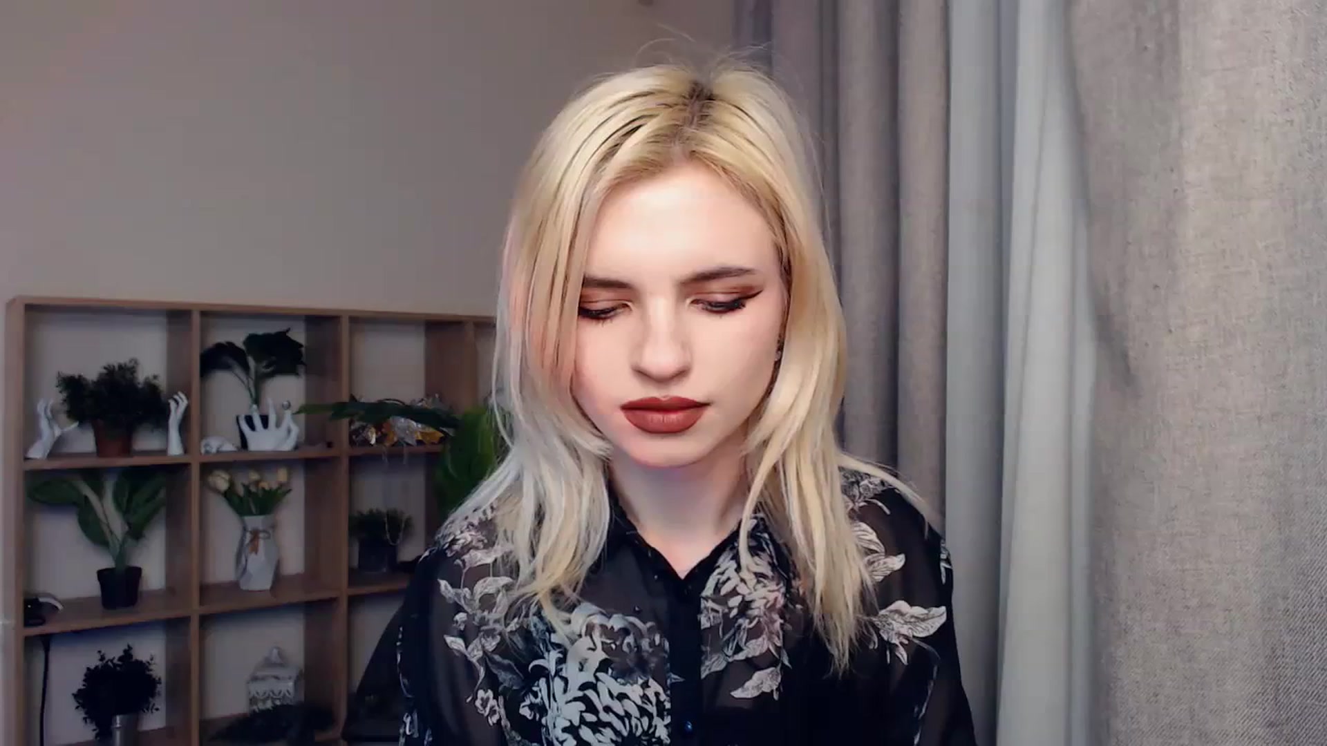 Gallery image thumbnail from Erineys's myfreecams stream on, 02/04/2024, 17:41 image 3 of 20