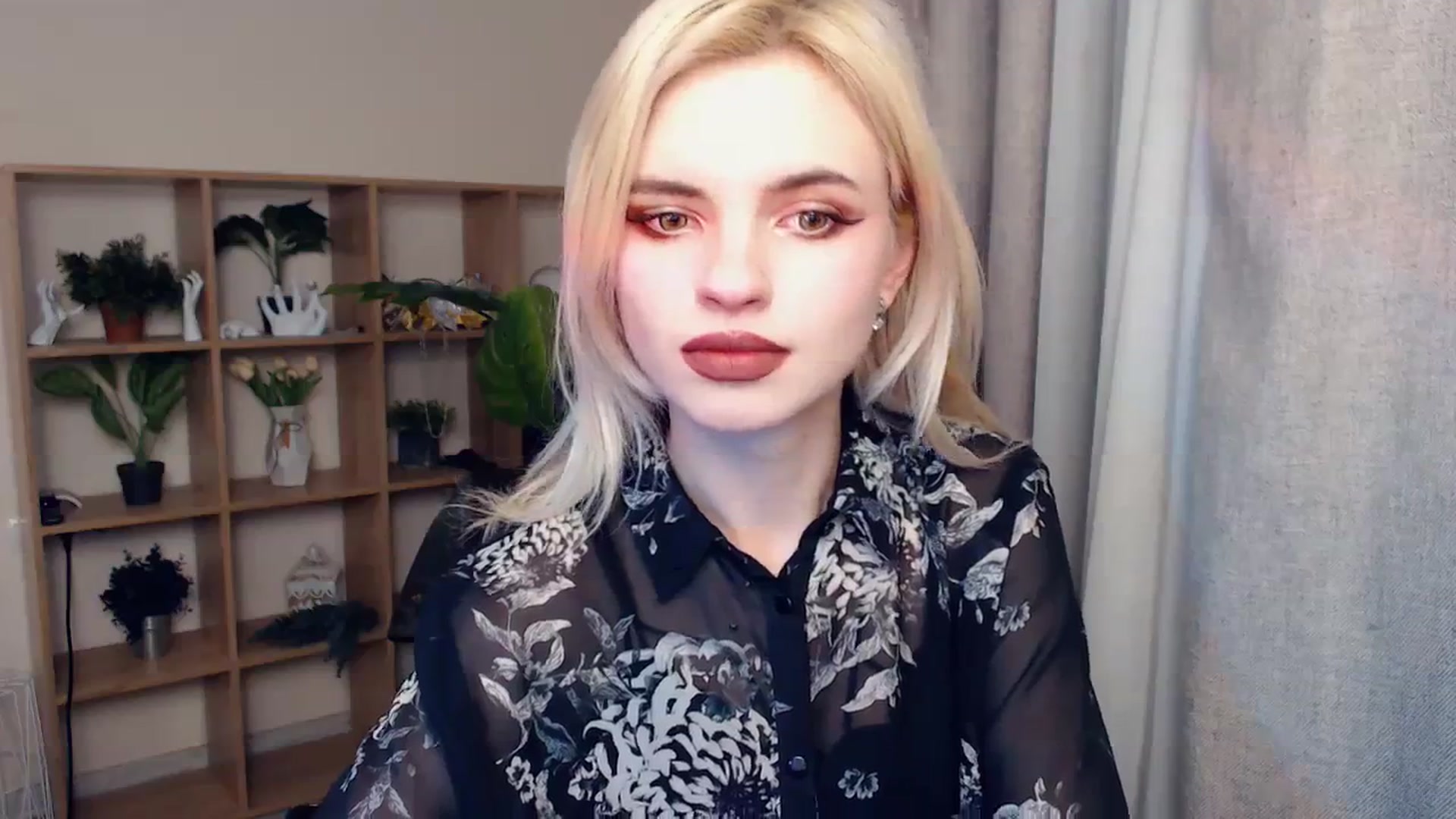 Gallery image thumbnail from Erineys's myfreecams stream on, 02/04/2024, 17:41 image 13 of 20