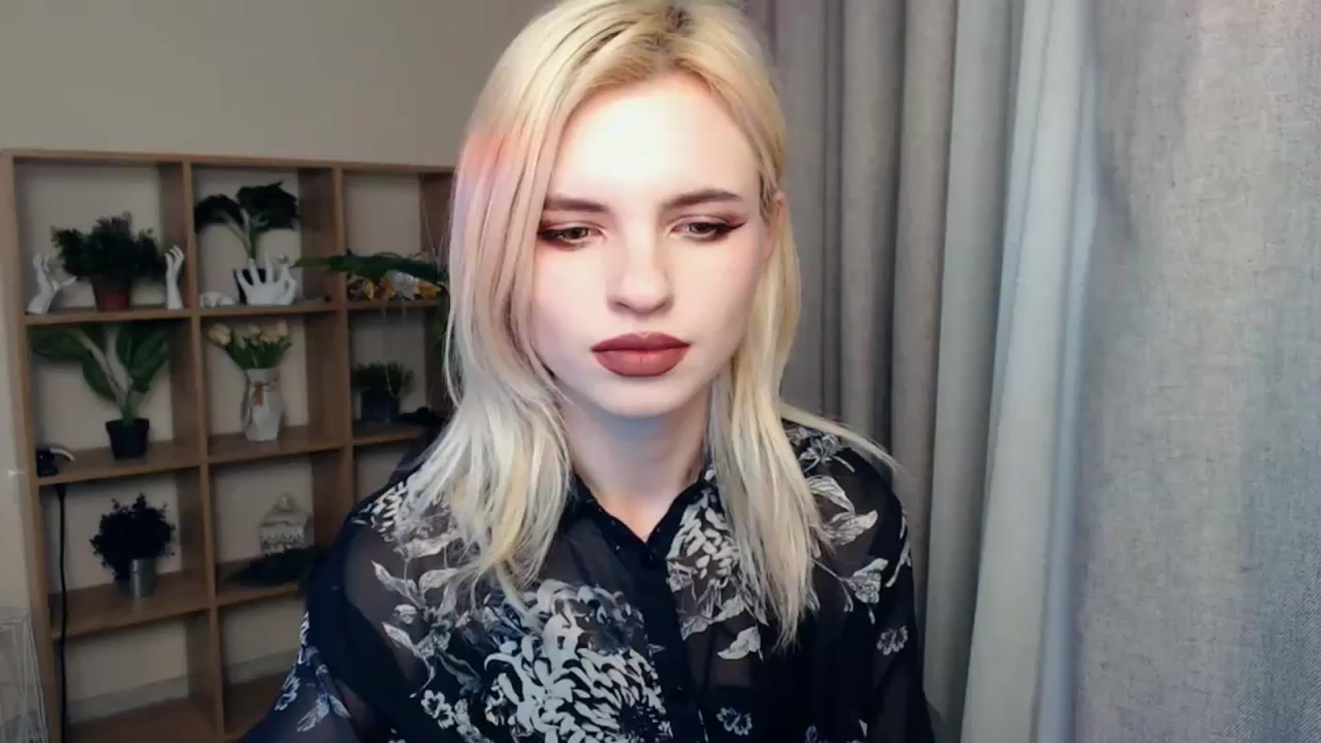 Gallery image thumbnail from Erineys's myfreecams stream on, 02/04/2024, 17:41 image 8 of 20