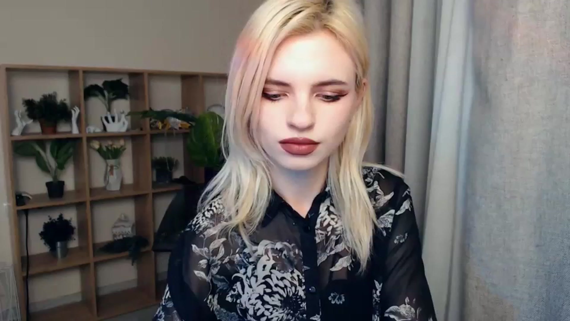 Gallery image thumbnail from Erineys's myfreecams stream on, 02/04/2024, 17:41 image 9 of 20