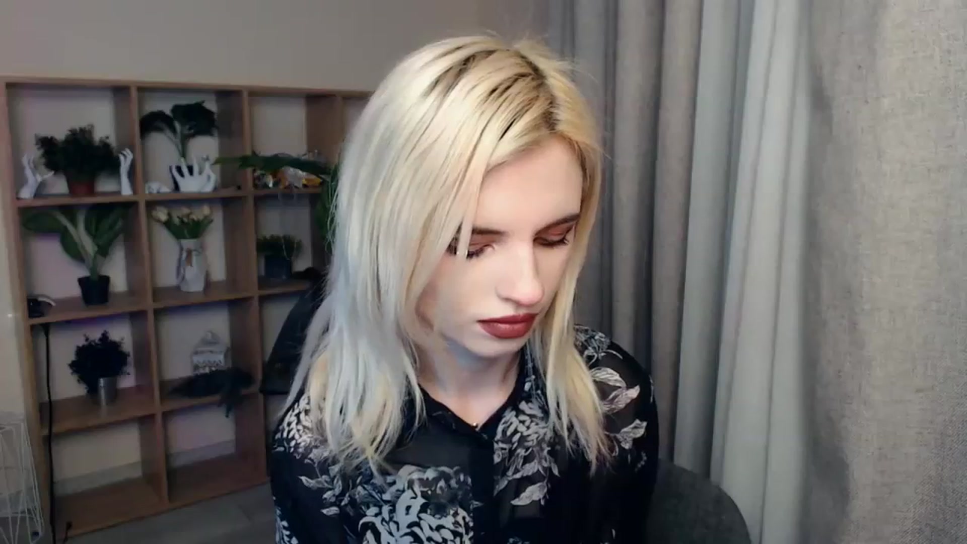 Gallery image thumbnail from Erineys's myfreecams stream on, 02/04/2024, 18:32 image 14 of 20