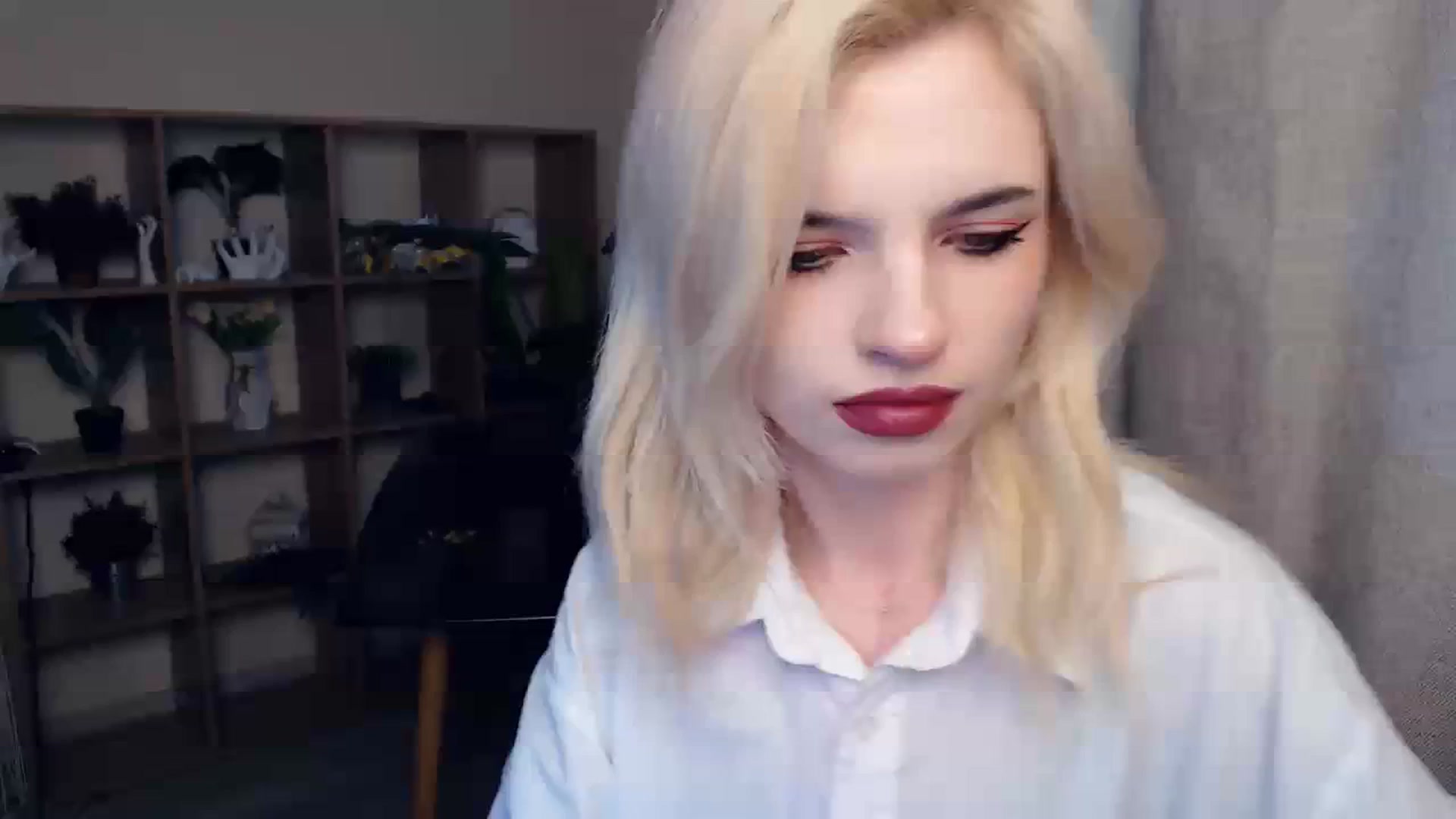 Gallery image thumbnail from Erineys's myfreecams stream on, 02/08/2024, 14:31 image 15 of 20