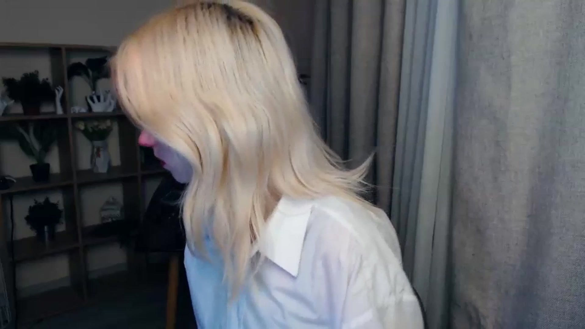 Gallery image thumbnail from Erineys's myfreecams stream on, 02/08/2024, 14:31 image 20 of 20