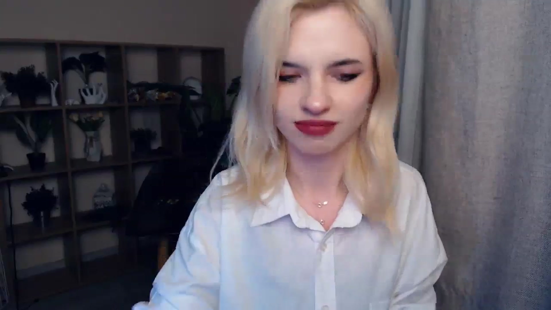 Gallery image thumbnail from Erineys's myfreecams stream on, 02/08/2024, 16:04 image 5 of 20