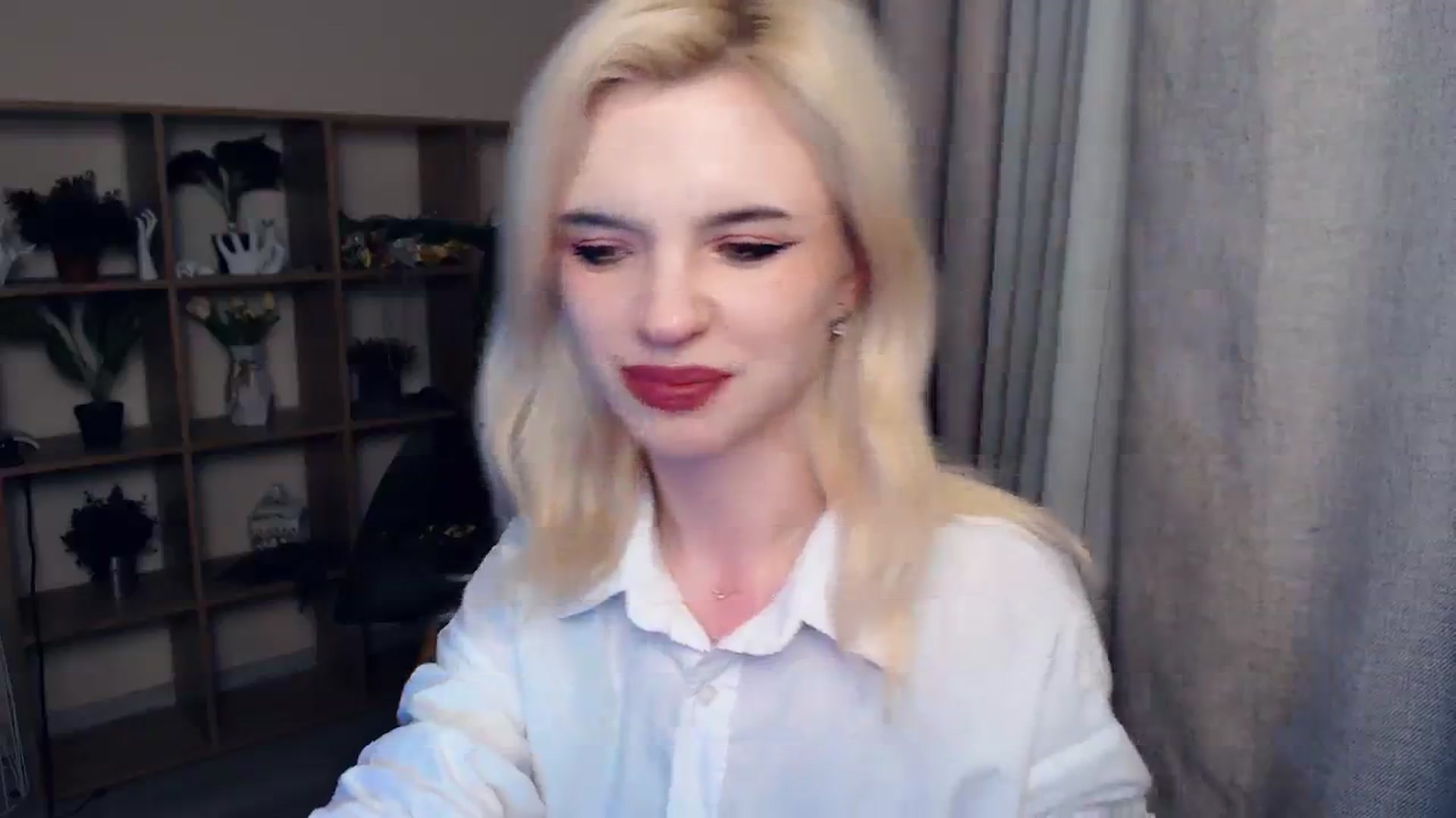 Gallery image thumbnail from Erineys's myfreecams stream on, 02/08/2024, 16:04 image 3 of 20