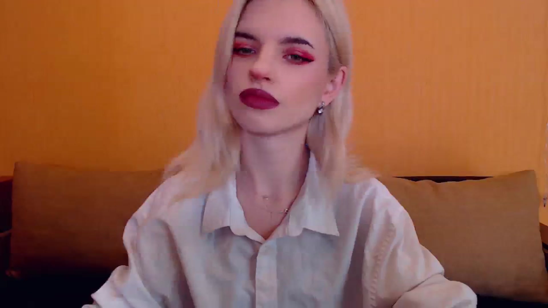 Gallery image thumbnail from Erineys's myfreecams stream on, 02/09/2024, 15:05 image 10 of 20