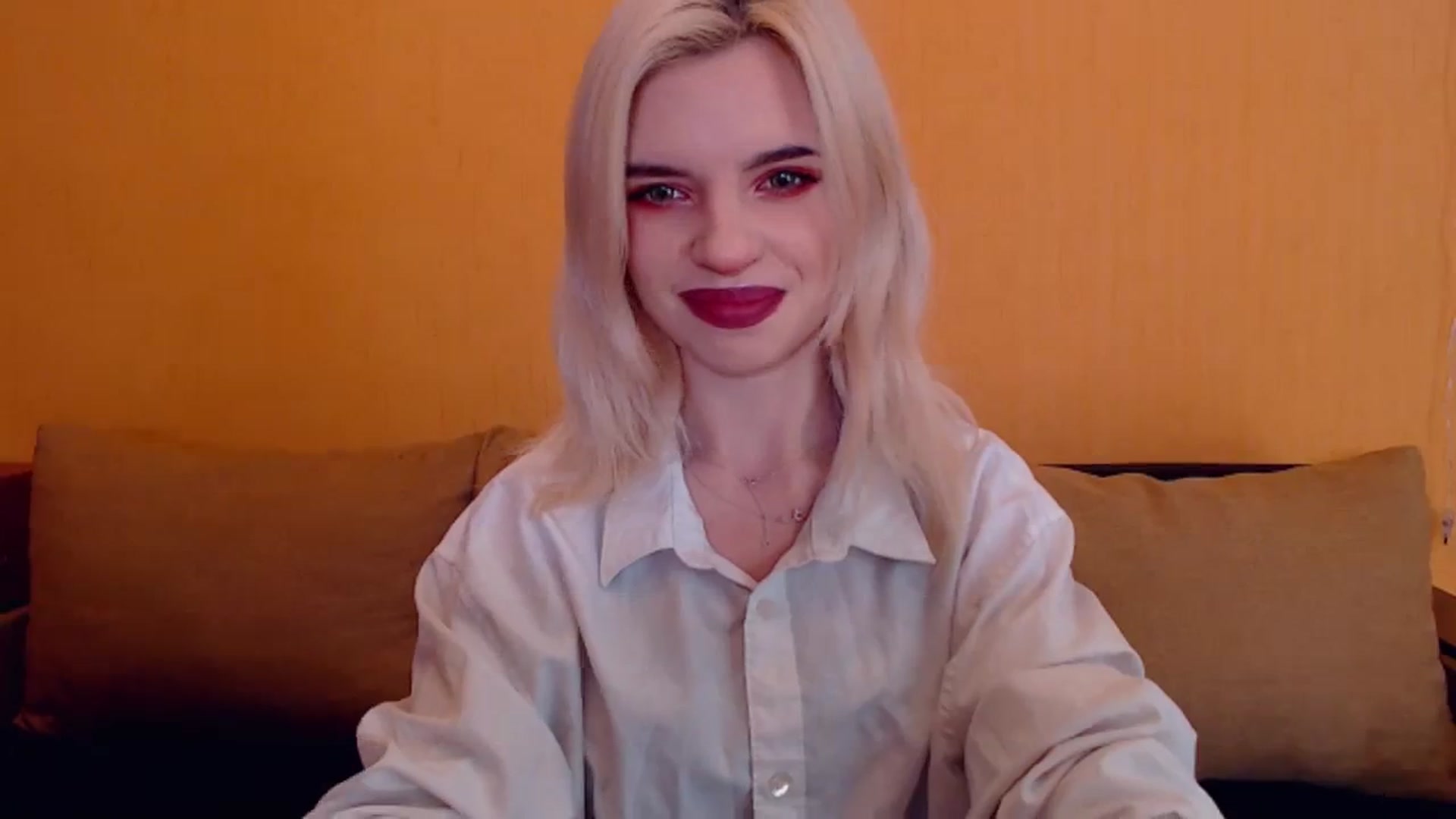 Gallery image thumbnail from Erineys's myfreecams stream on, 02/09/2024, 15:05 image 9 of 20
