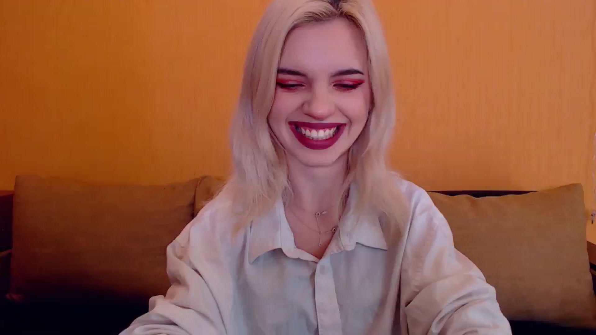 Gallery image thumbnail from Erineys's myfreecams stream on, 02/09/2024, 15:05 image 6 of 20