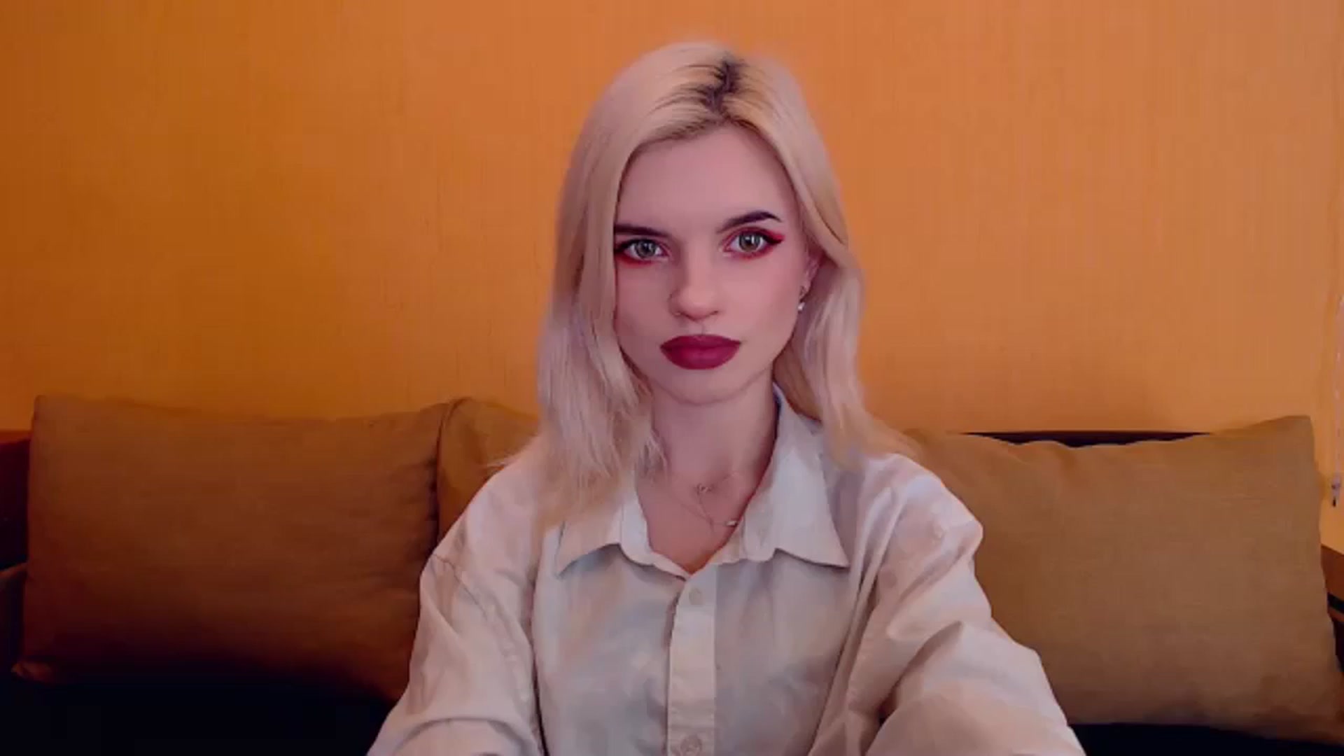 Gallery image thumbnail from Erineys's myfreecams stream on, 02/09/2024, 15:05 image 20 of 20