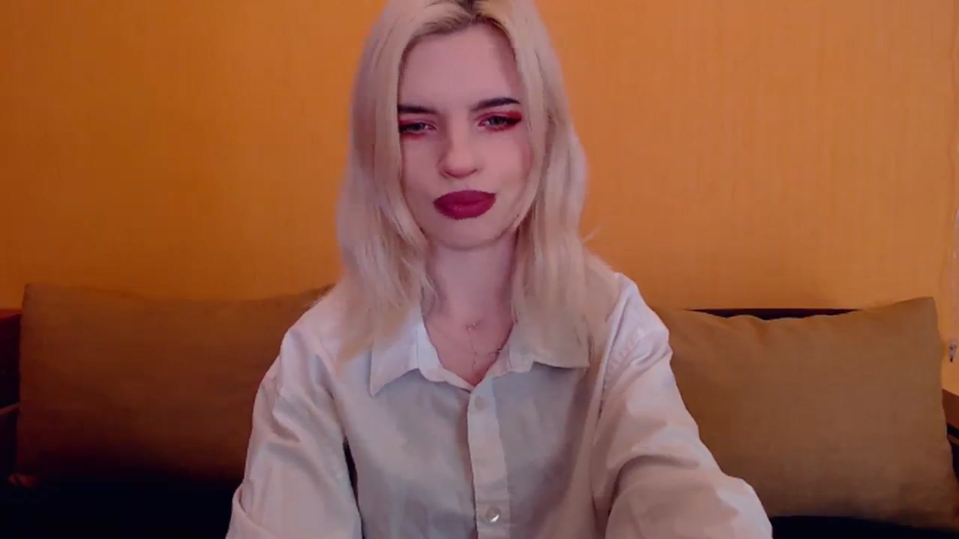 Gallery image thumbnail from Erineys's myfreecams stream on, 02/09/2024, 15:05 image 19 of 20