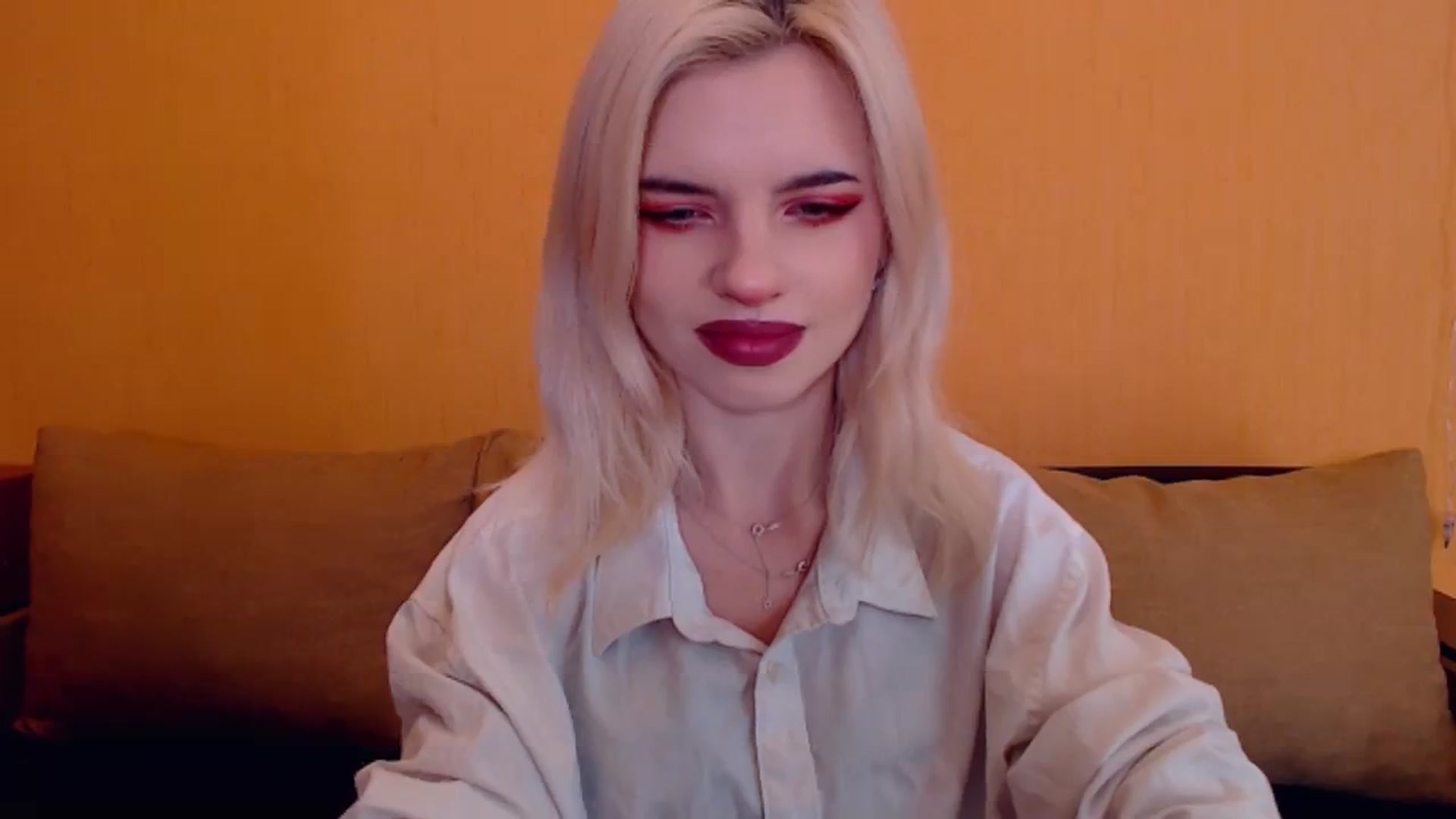 Gallery image thumbnail from Erineys's myfreecams stream on, 02/09/2024, 15:05 image 5 of 20