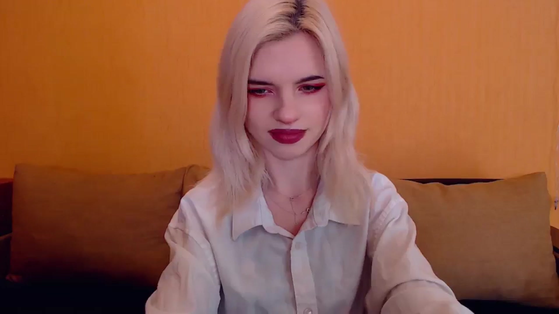 Gallery image thumbnail from Erineys's myfreecams stream on, 02/09/2024, 15:05 image 15 of 20