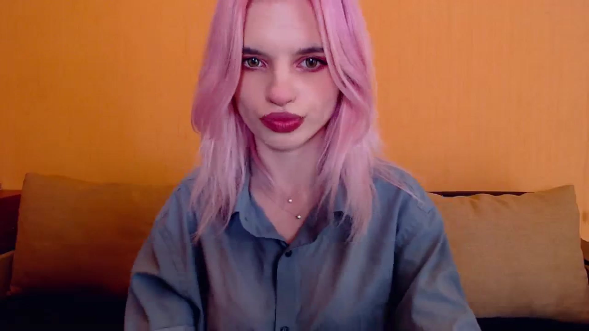 Gallery image thumbnail from Erineys's myfreecams stream on, 02/10/2024, 15:20 image 13 of 20