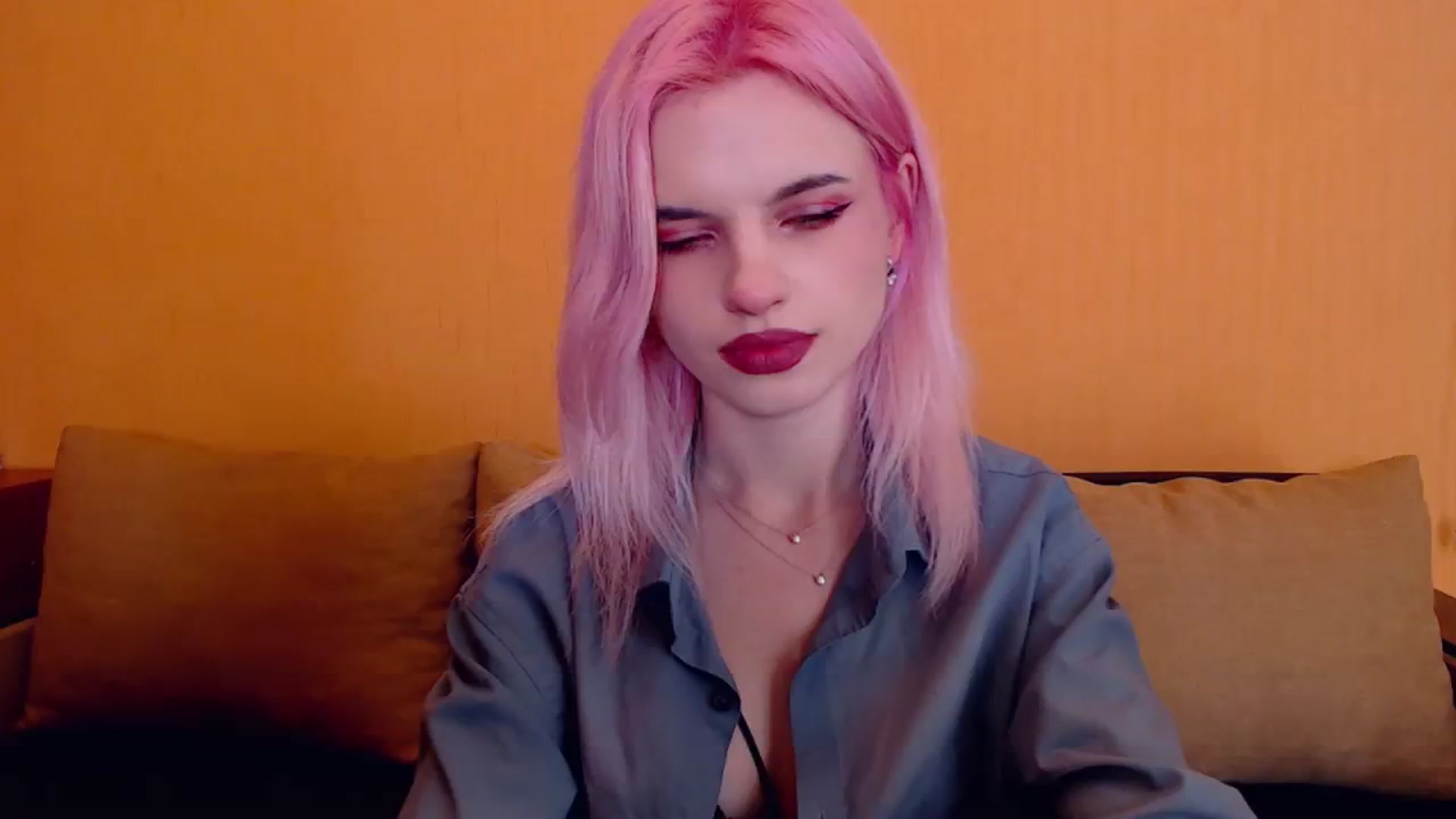 Gallery image thumbnail from Erineys's myfreecams stream on, 02/10/2024, 15:20 image 19 of 20