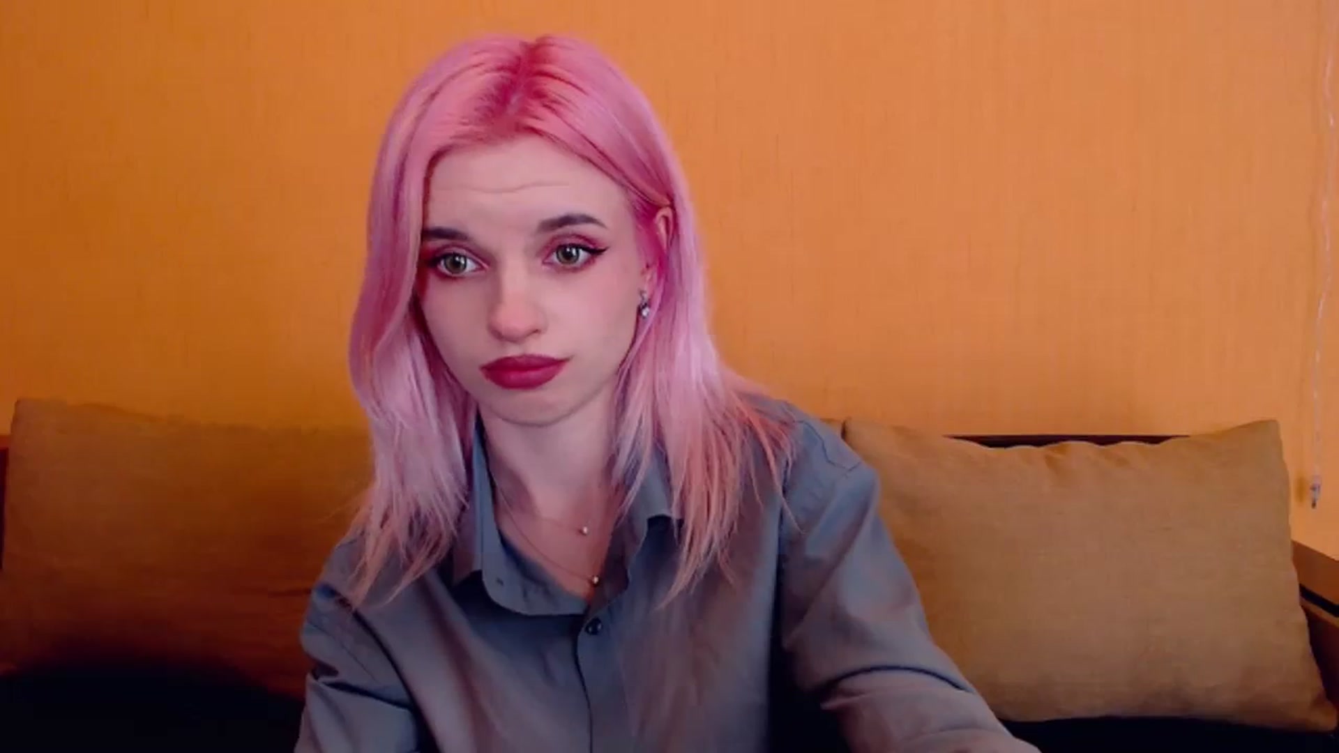 Gallery image thumbnail from Erineys's myfreecams stream on, 02/10/2024, 17:48 image 8 of 20