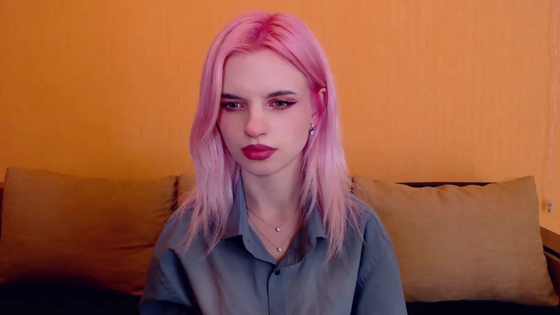 Gallery image thumbnail from Erineys's myfreecams stream on, 02/10/2024, 17:48 image 10 of 20