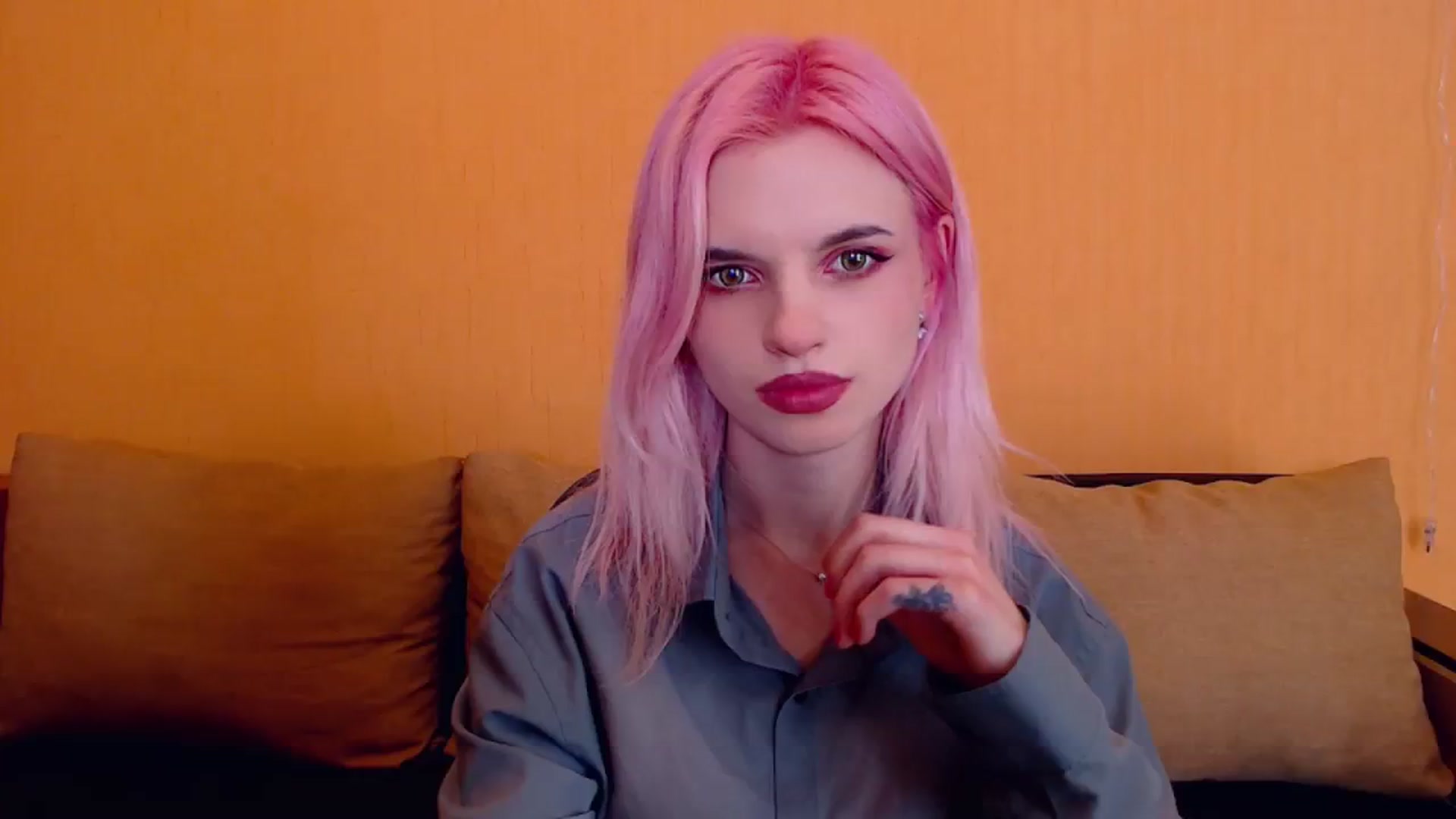 Gallery image thumbnail from Erineys's myfreecams stream on, 02/10/2024, 17:48 image 6 of 20