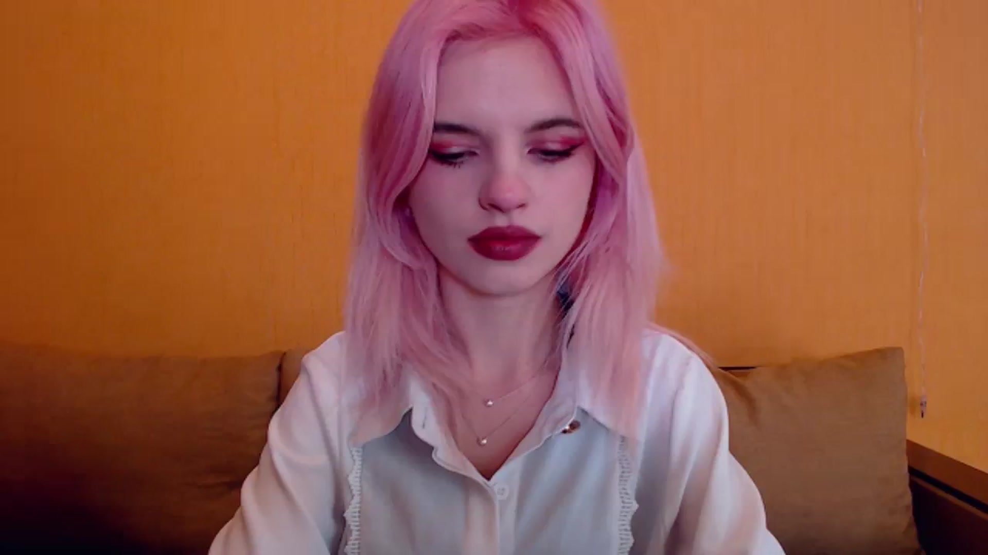 Gallery image thumbnail from Erineys's myfreecams stream on, 02/11/2024, 13:46 image 19 of 20