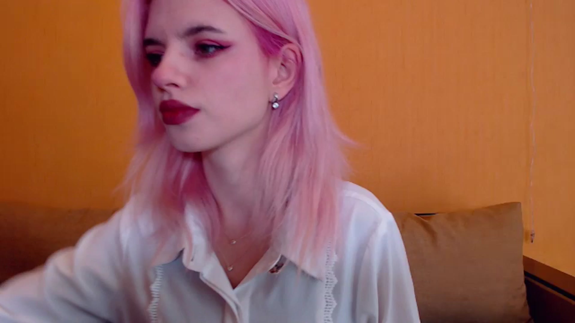Gallery image thumbnail from Erineys's myfreecams stream on, 02/11/2024, 13:46 image 4 of 20