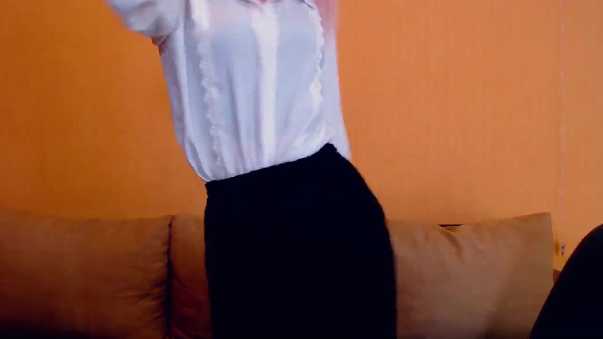 Gallery image thumbnail from Erineys's myfreecams stream on, 02/11/2024, 13:46 image 17 of 20