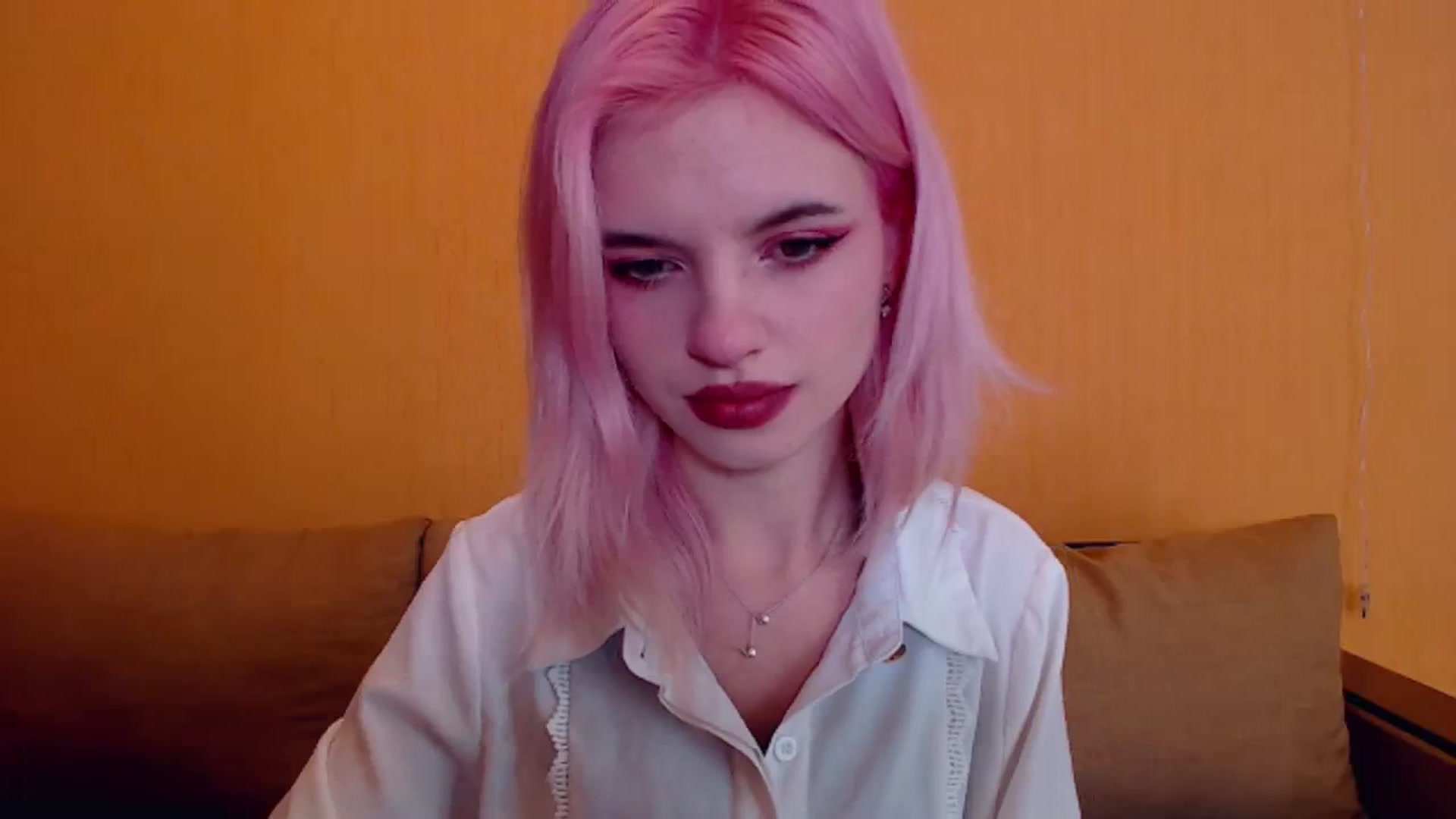 Gallery image thumbnail from Erineys's myfreecams stream on, 02/11/2024, 14:56 image 13 of 20