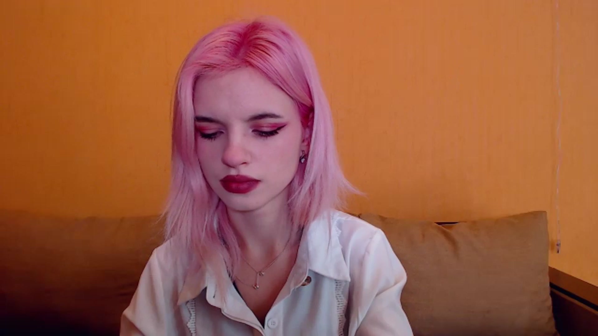 Gallery image thumbnail from Erineys's myfreecams stream on, 02/11/2024, 14:56 image 7 of 20