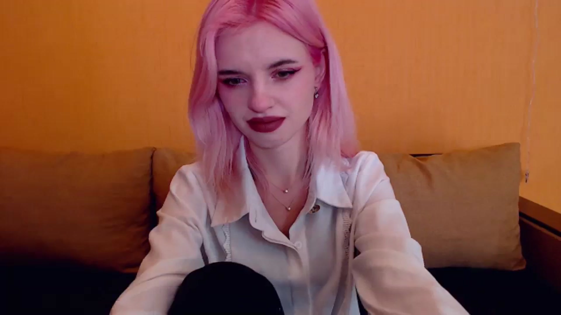 Gallery image thumbnail from Erineys's myfreecams stream on, 02/11/2024, 15:48 image 2 of 20