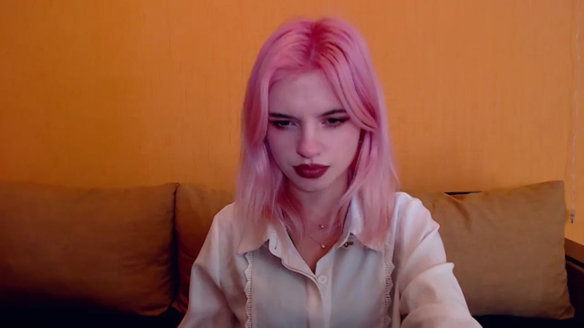 Gallery image thumbnail from Erineys's myfreecams stream on, 02/11/2024, 16:27 image 17 of 20