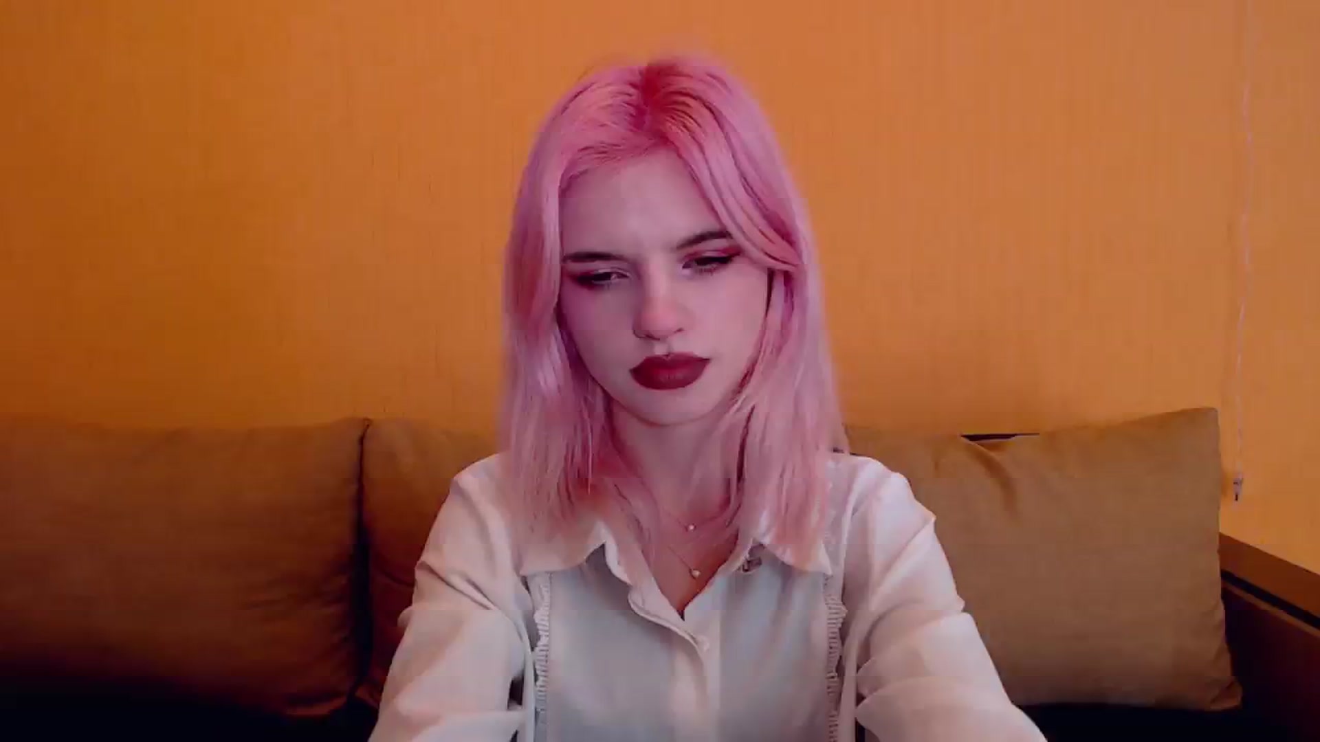 Gallery image thumbnail from Erineys's myfreecams stream on, 02/11/2024, 16:27 image 4 of 20