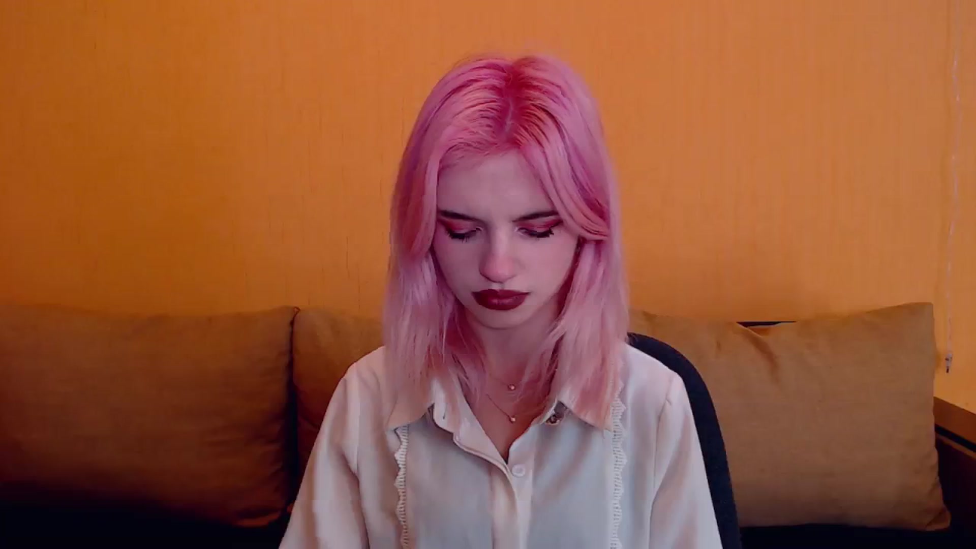 Gallery image thumbnail from Erineys's myfreecams stream on, 02/11/2024, 16:27 image 12 of 20