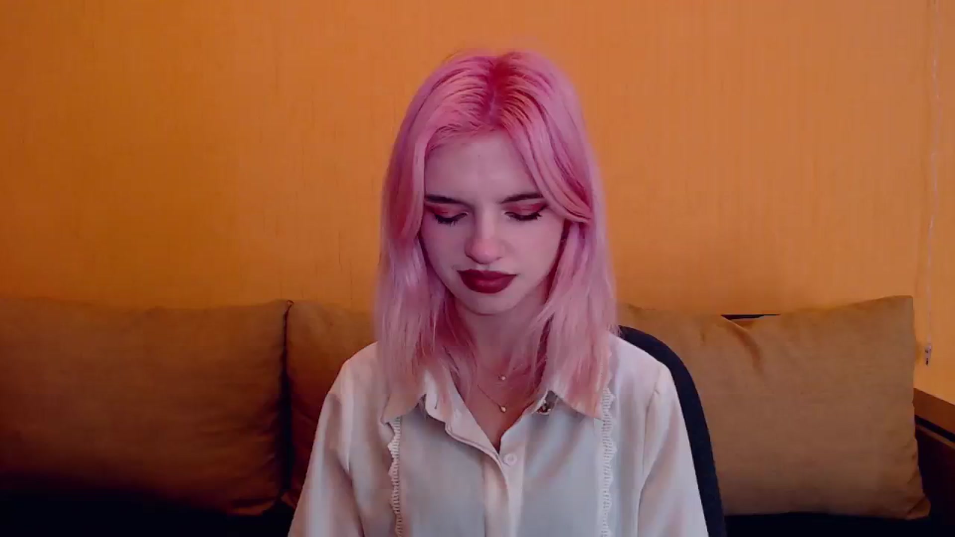Gallery image thumbnail from Erineys's myfreecams stream on, 02/11/2024, 16:27 image 11 of 20