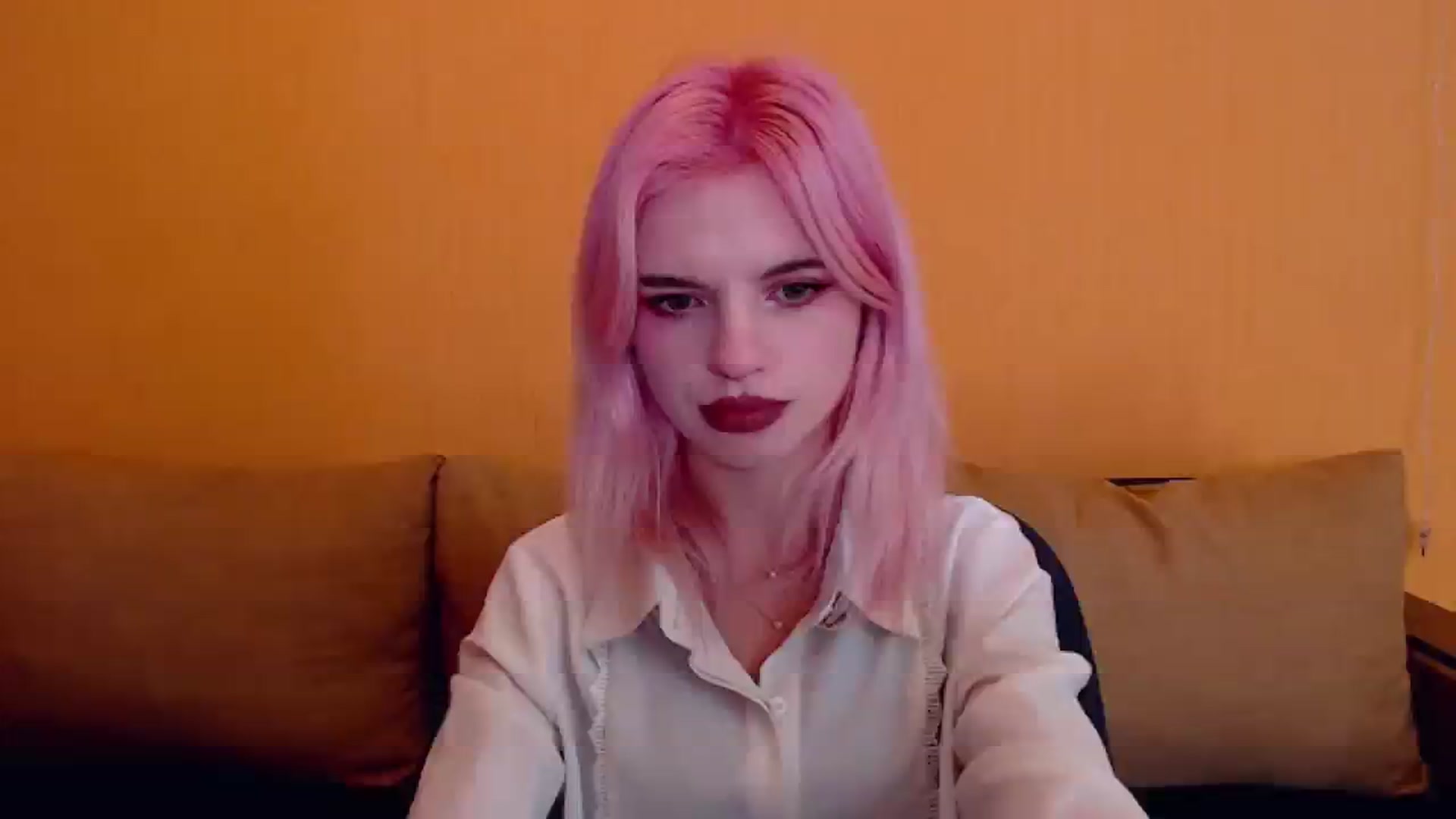 Gallery image thumbnail from Erineys's myfreecams stream on, 02/11/2024, 16:27 image 15 of 20