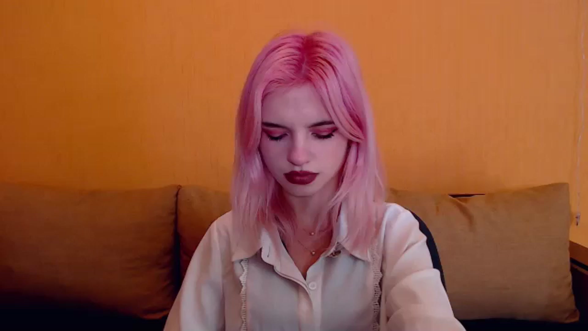Gallery image thumbnail from Erineys's myfreecams stream on, 02/11/2024, 16:27 image 18 of 20