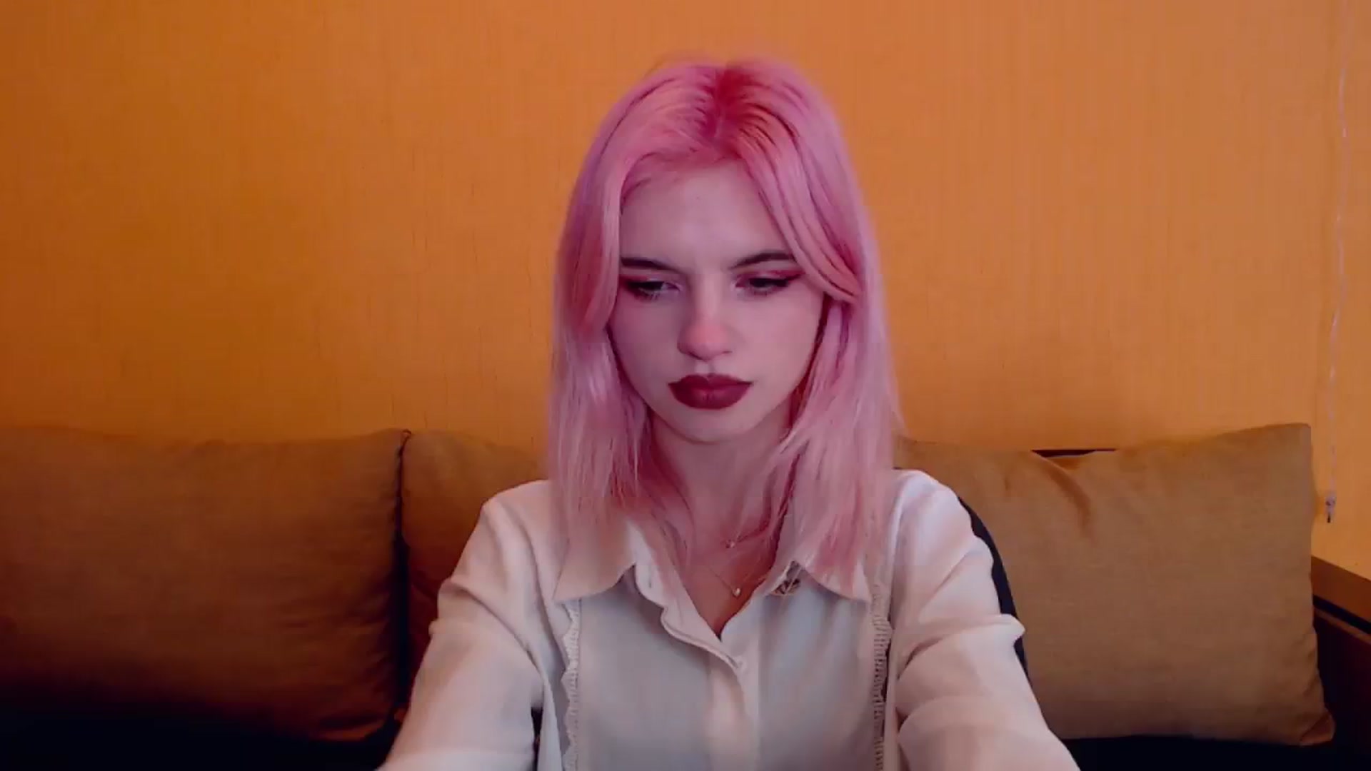 Gallery image thumbnail from Erineys's myfreecams stream on, 02/11/2024, 16:27 image 14 of 20