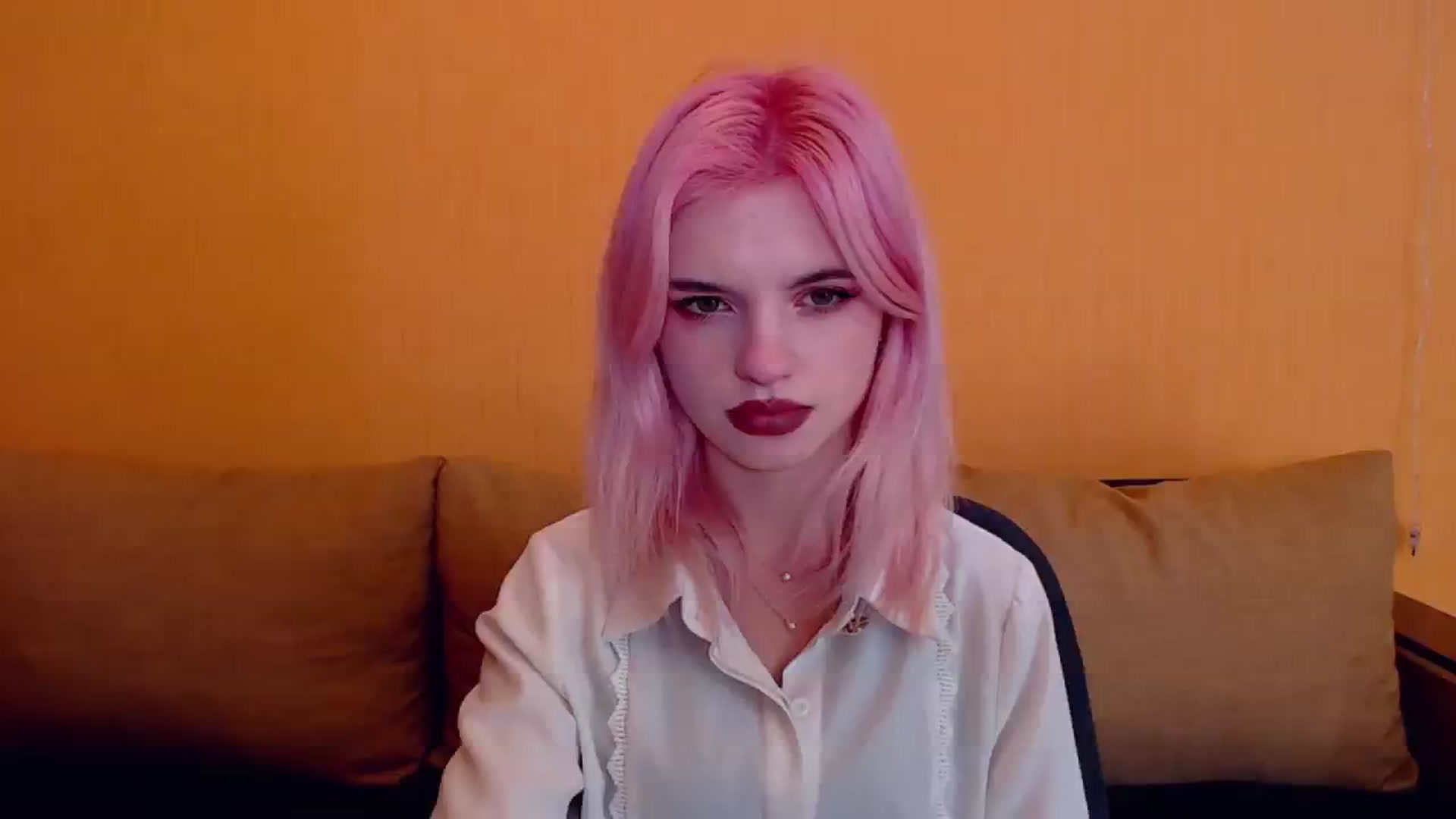 Gallery image thumbnail from Erineys's myfreecams stream on, 02/11/2024, 16:27 image 8 of 20