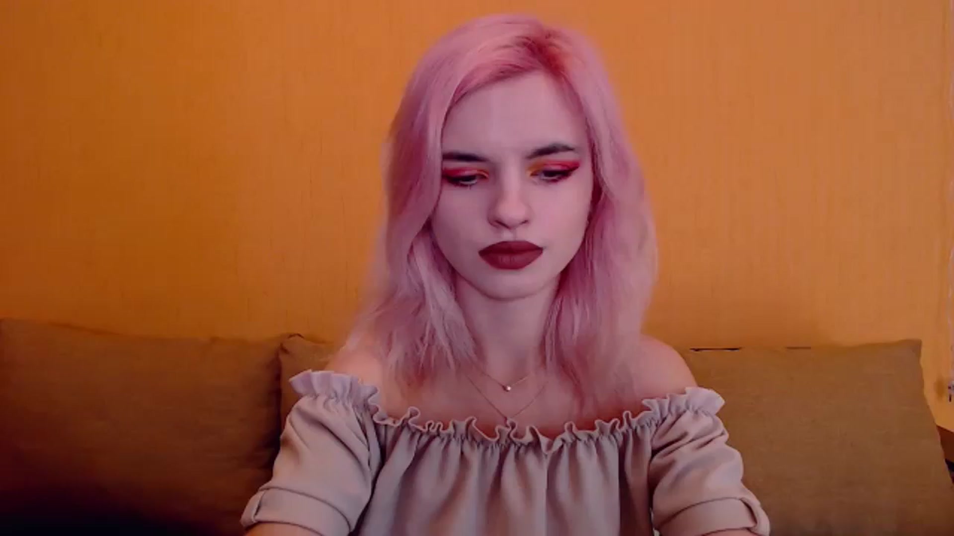 Gallery image thumbnail from Erineys's myfreecams stream on, 02/15/2024, 14:37 image 6 of 20