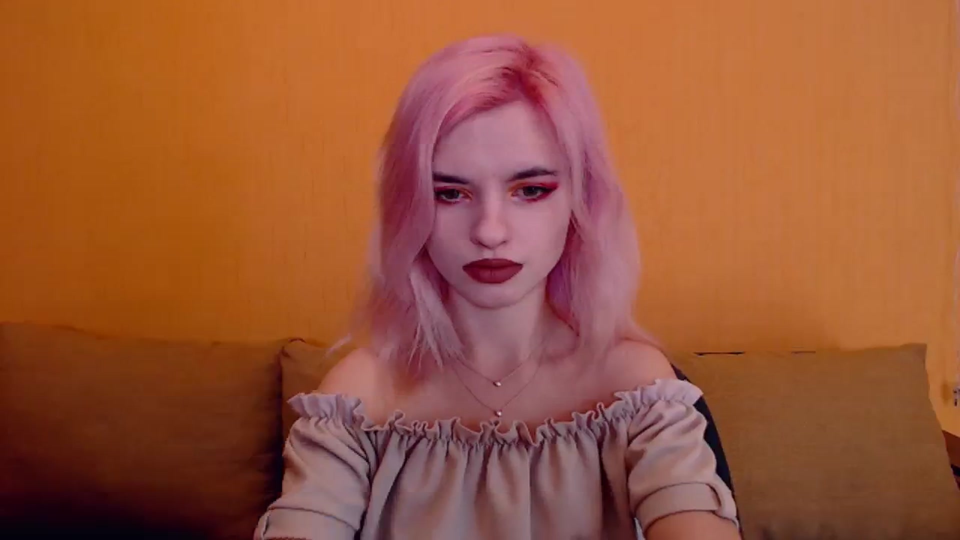 Gallery image thumbnail from Erineys's myfreecams stream on, 02/15/2024, 14:37 image 8 of 20