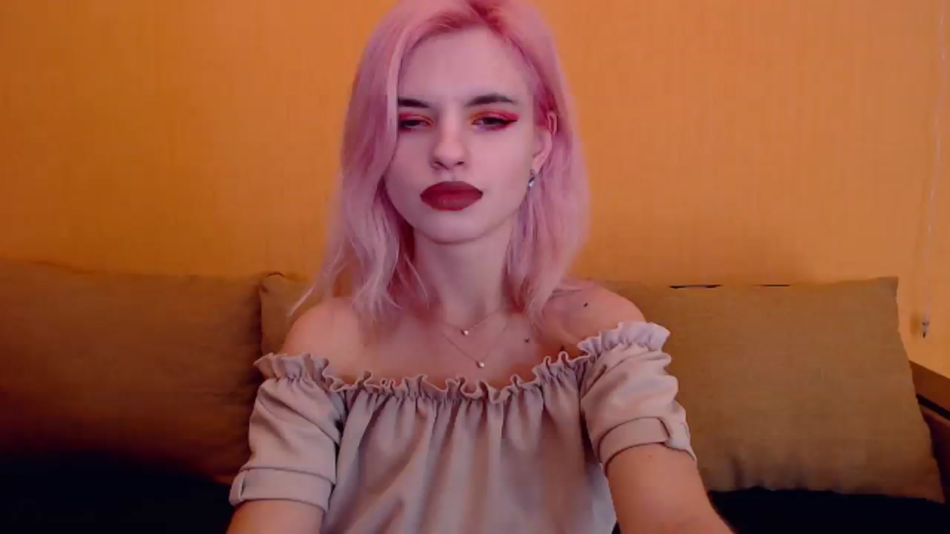 Gallery image thumbnail from Erineys's myfreecams stream on, 02/15/2024, 16:34 image 5 of 20