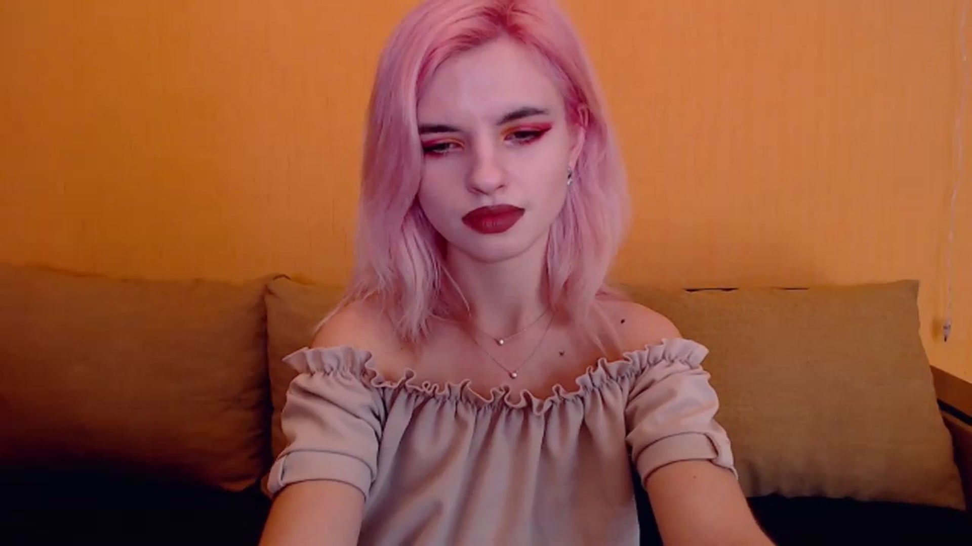 Gallery image thumbnail from Erineys's myfreecams stream on, 02/15/2024, 16:34 image 9 of 20