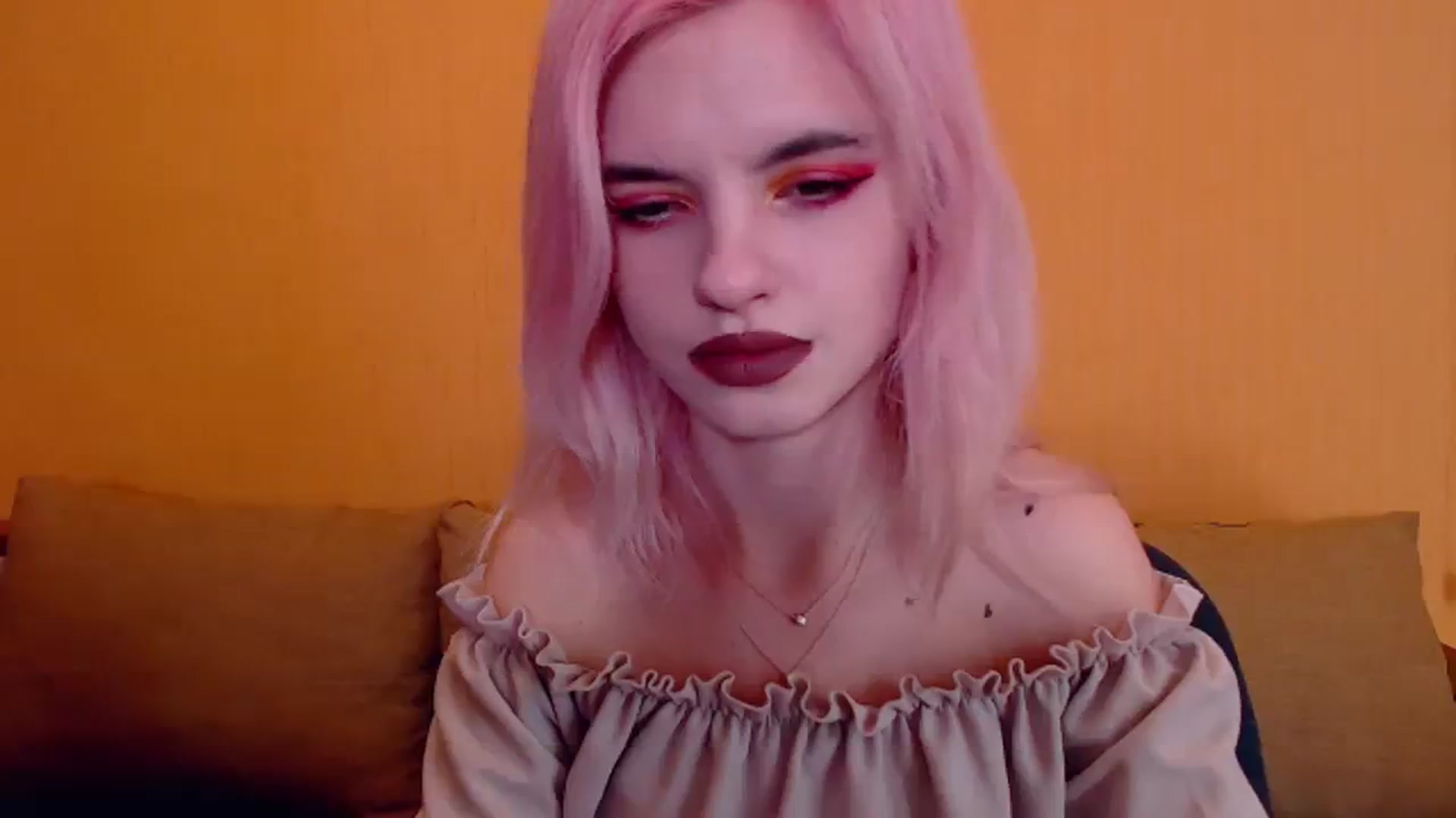 Gallery image thumbnail from Erineys's myfreecams stream on, 02/15/2024, 17:13 image 9 of 20