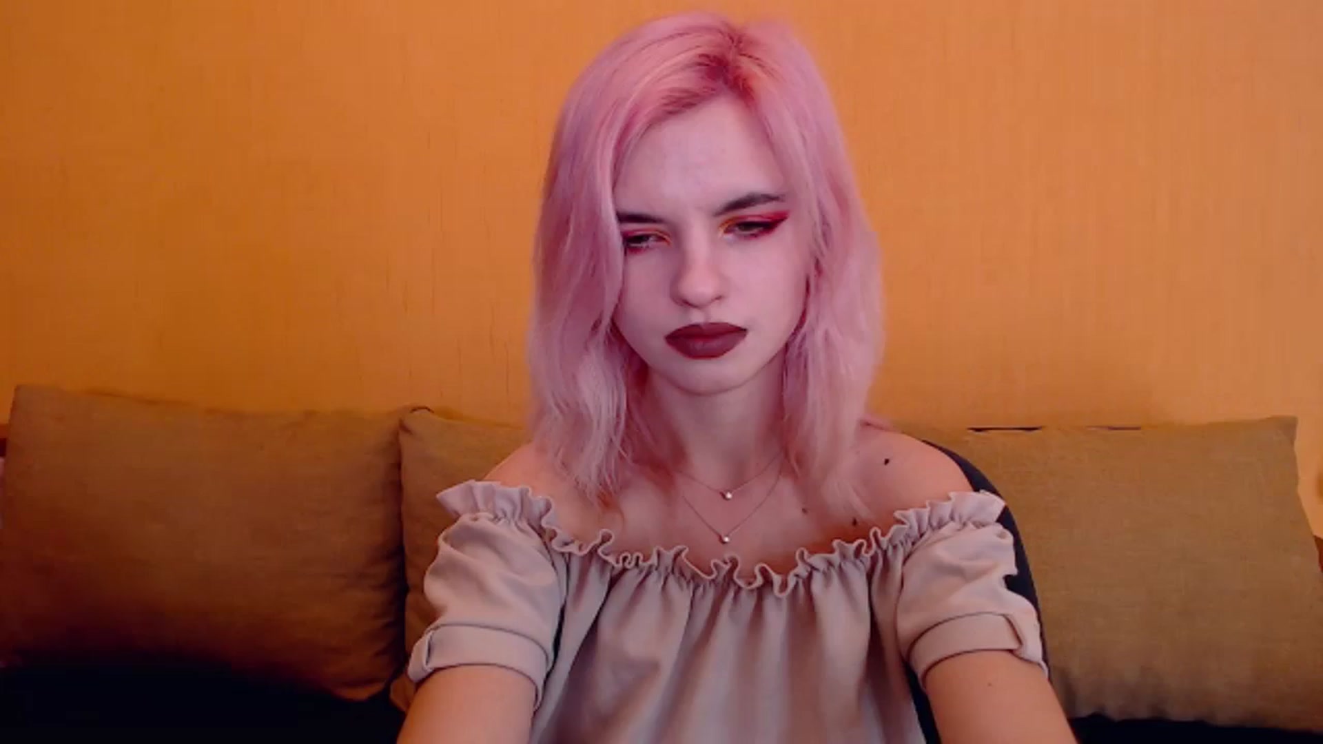 Gallery image thumbnail from Erineys's myfreecams stream on, 02/15/2024, 17:13 image 17 of 20