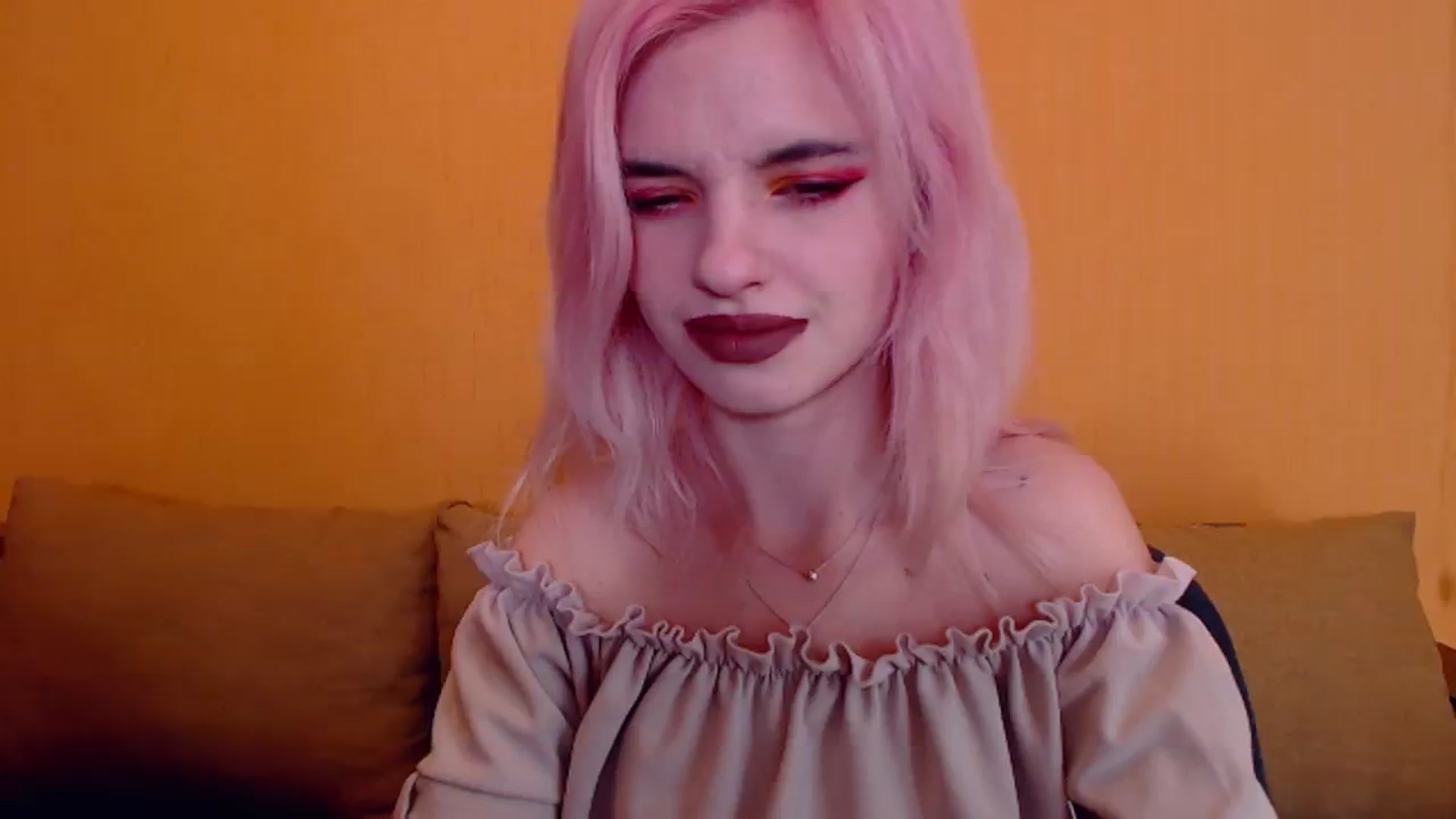 Gallery image thumbnail from Erineys's myfreecams stream on, 02/15/2024, 17:13 image 7 of 20