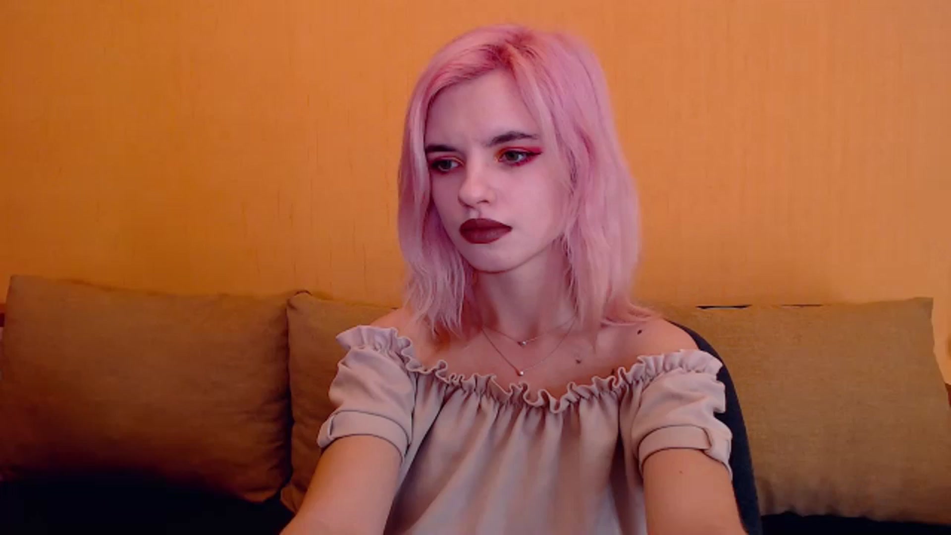 Gallery image thumbnail from Erineys's myfreecams stream on, 02/15/2024, 17:13 image 19 of 20