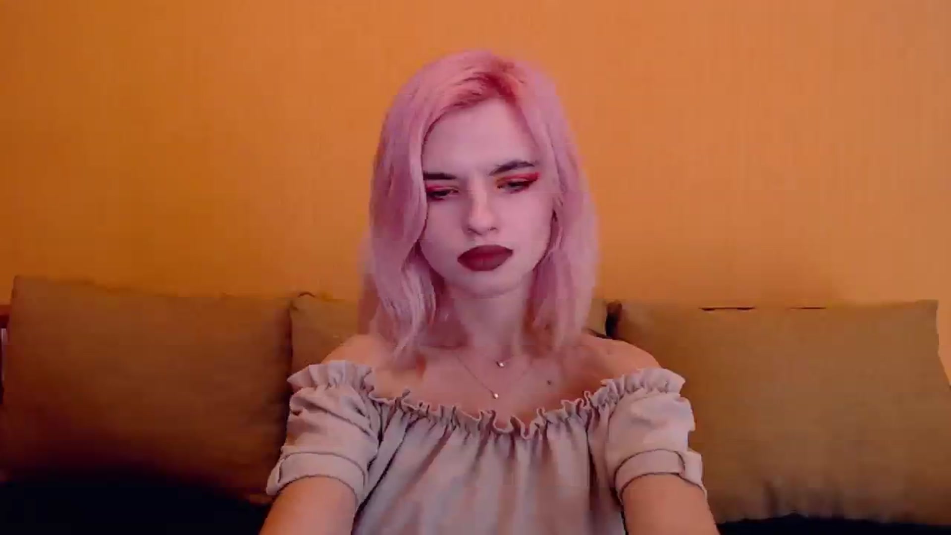 Gallery image thumbnail from Erineys's myfreecams stream on, 02/15/2024, 18:03 image 9 of 20