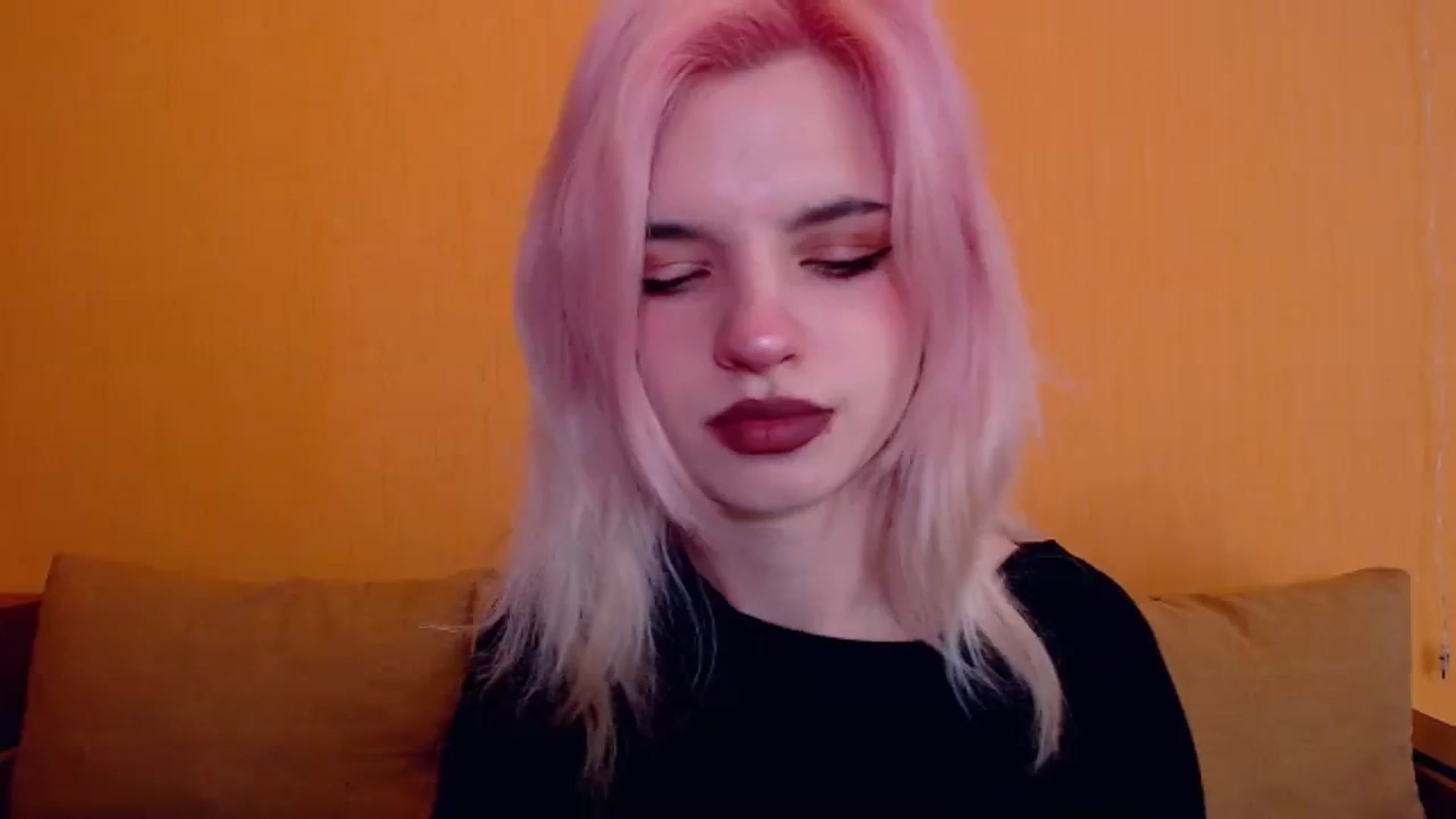 Gallery image thumbnail from Erineys's myfreecams stream on, 02/16/2024, 14:20 image 11 of 20