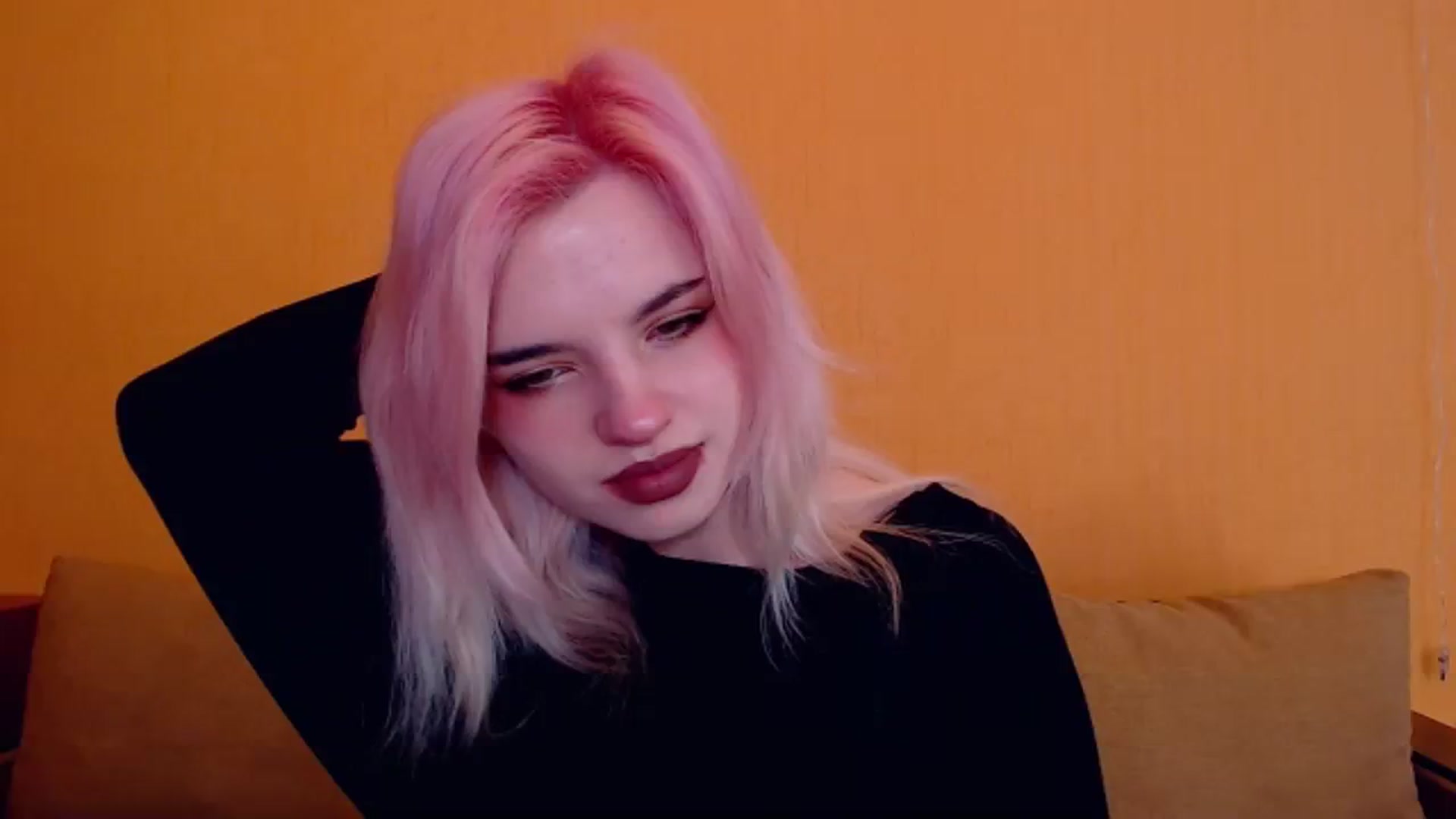 Gallery image thumbnail from Erineys's myfreecams stream on, 02/16/2024, 14:20 image 7 of 20